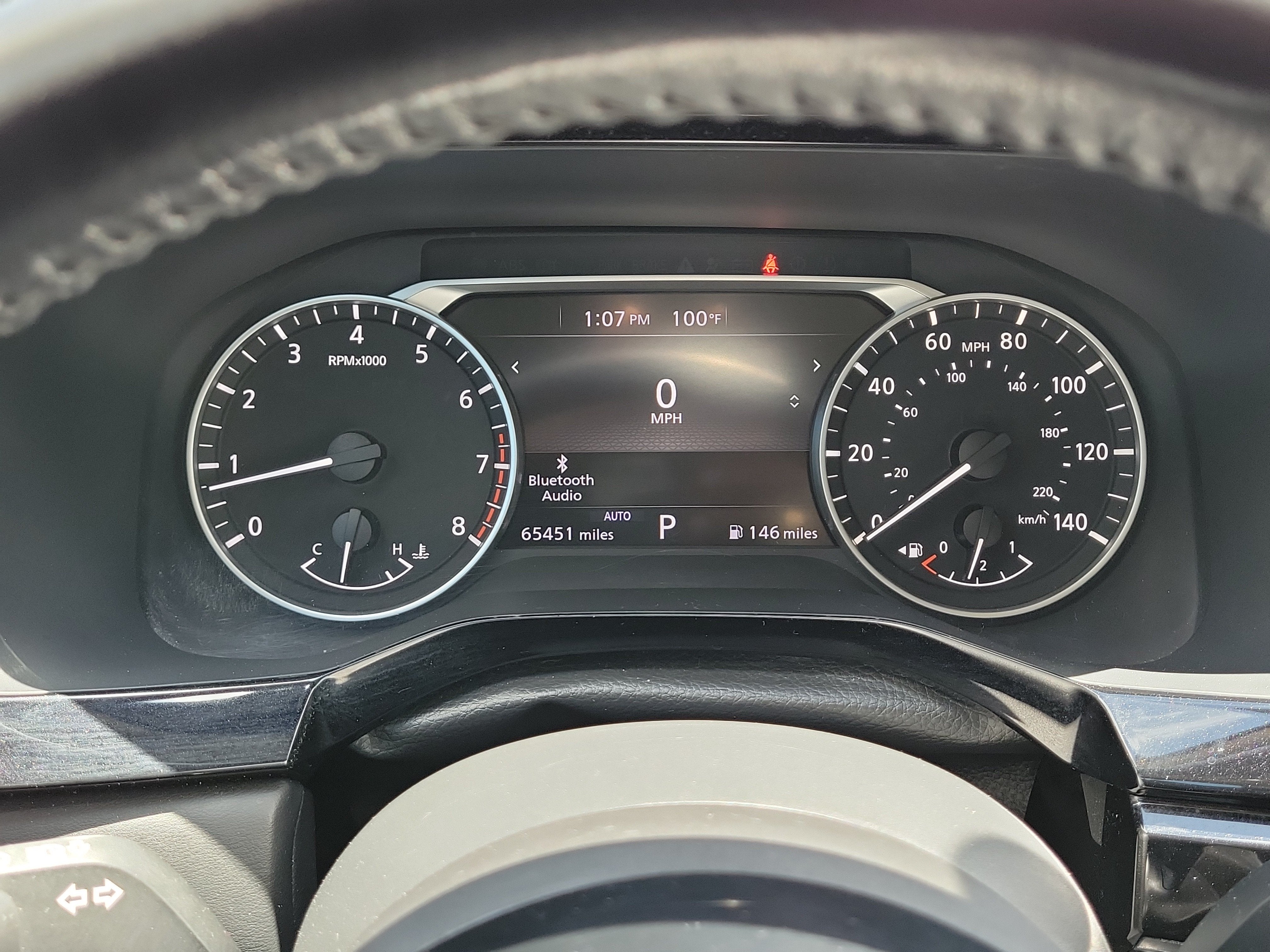 2023 Nissan Pathfinder SV