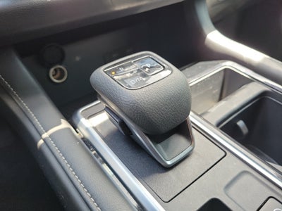2023 Nissan Pathfinder SV