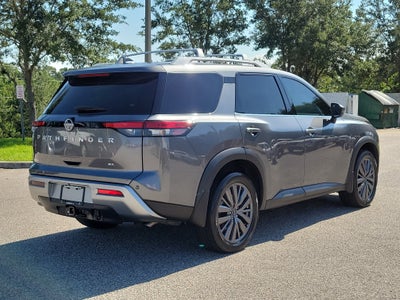 2025 Nissan Pathfinder SL