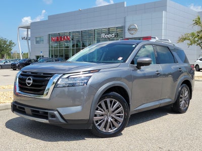 2023 Nissan Pathfinder SL