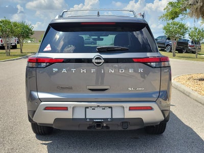 2023 Nissan Pathfinder SL