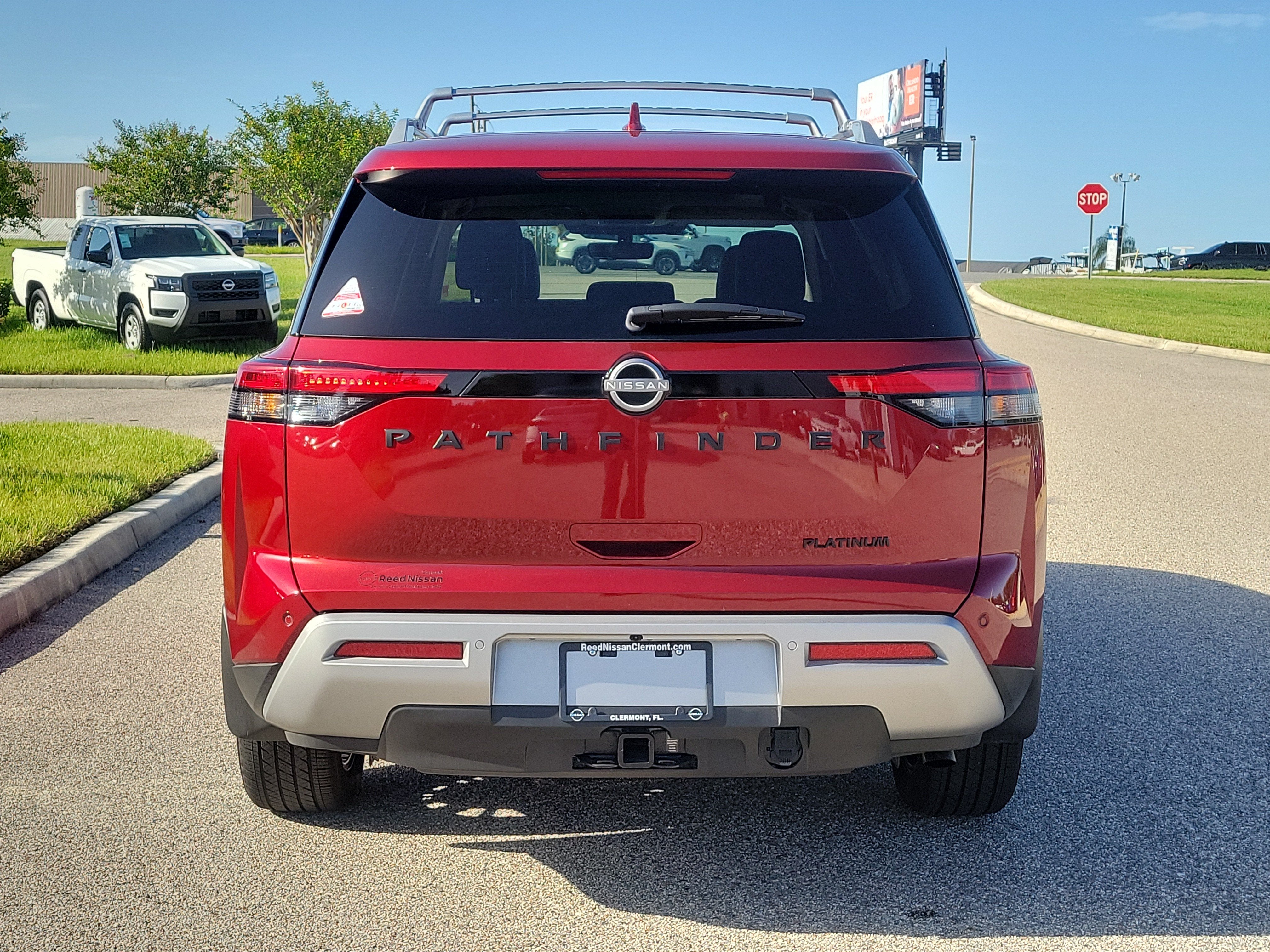 2025 Nissan Pathfinder Platinum