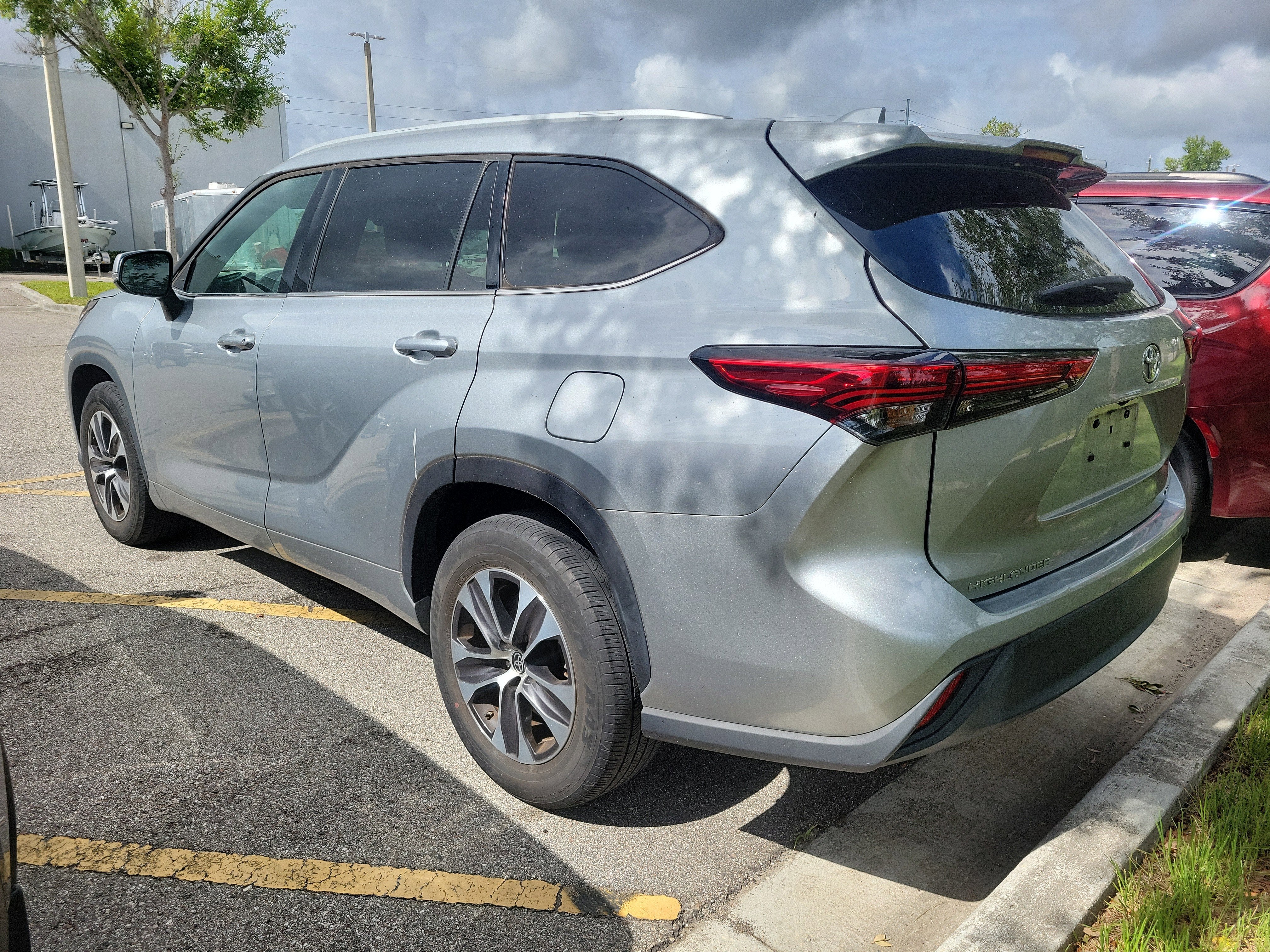 2022 Toyota Highlander XLE