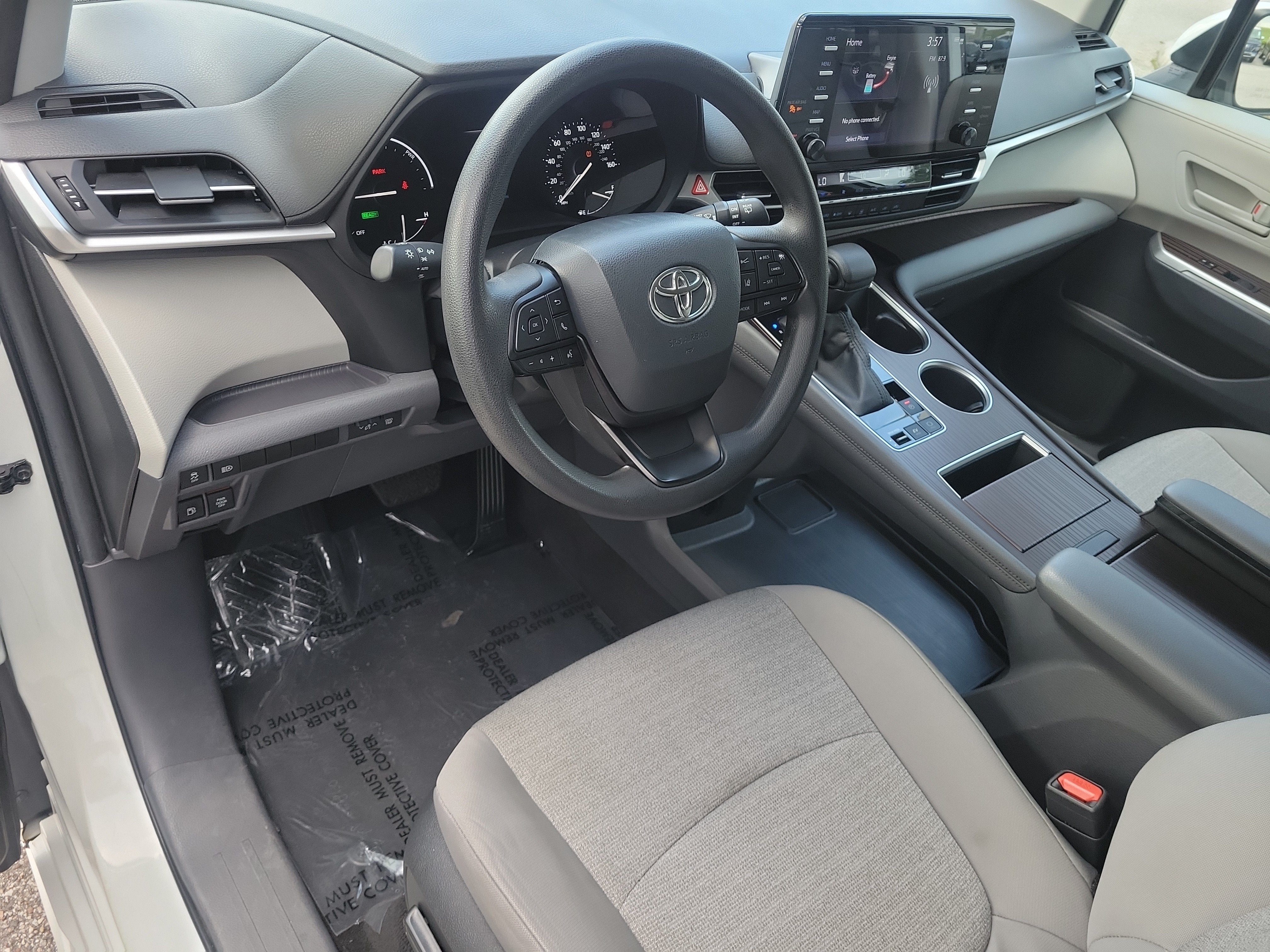 2024 Toyota Sienna LE
