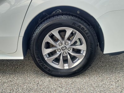 2024 Toyota Sienna LE