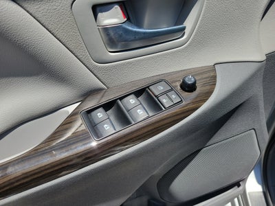 2020 Toyota Sienna XLE