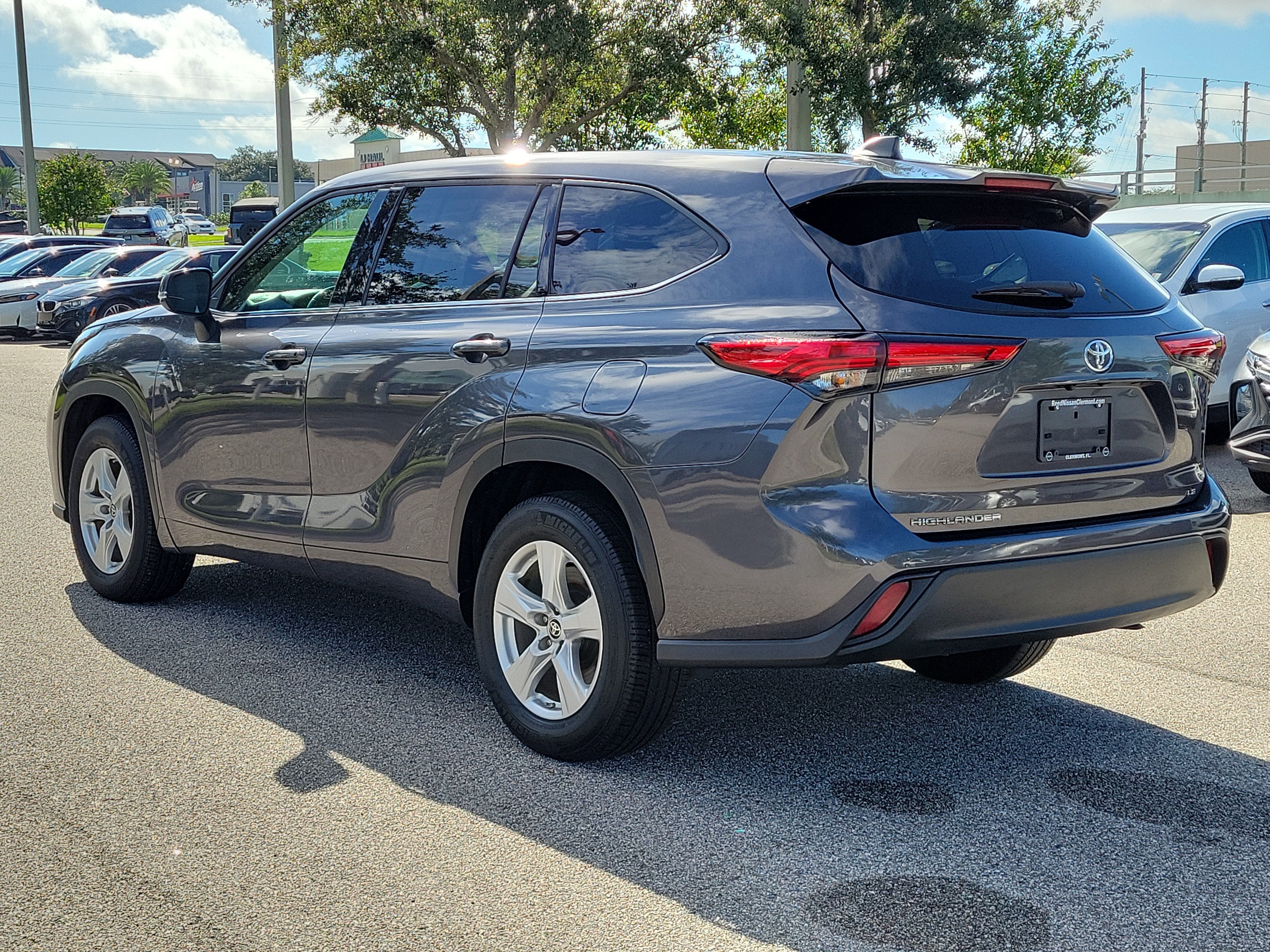 2022 Toyota Highlander LE