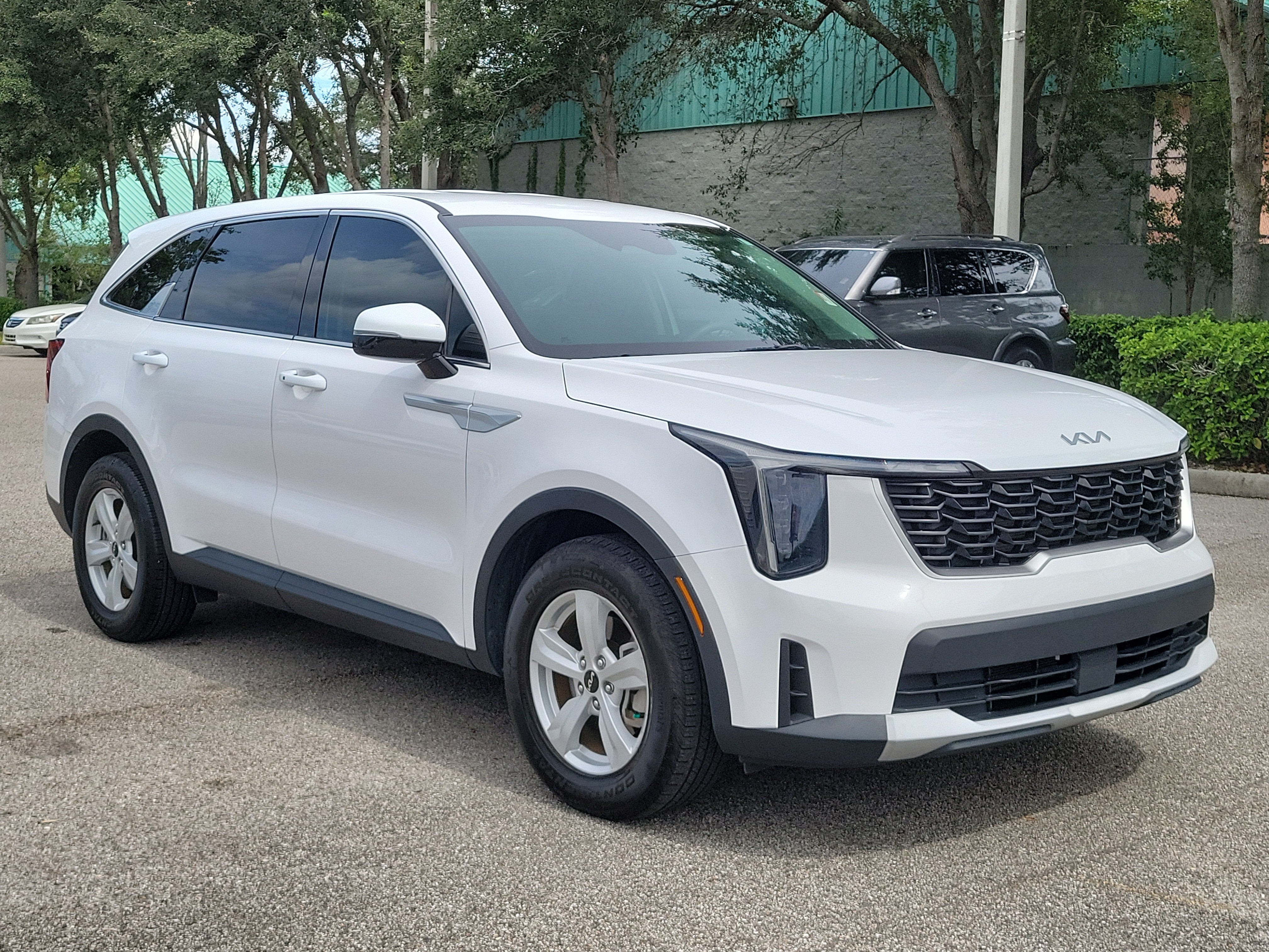 2024 Kia Sorento LX