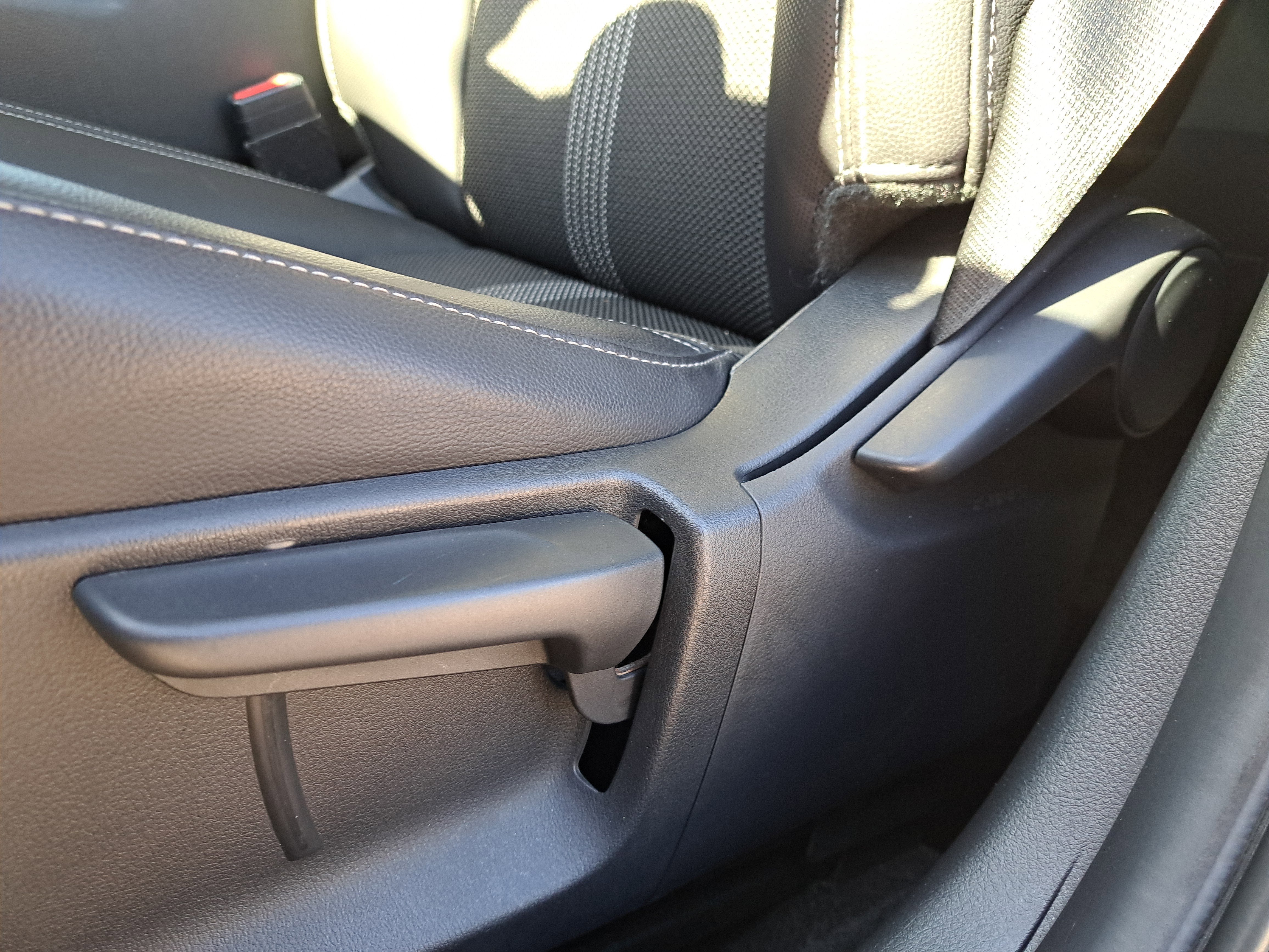 2025 Mazda Mazda CX-50 2.5 S Select Package