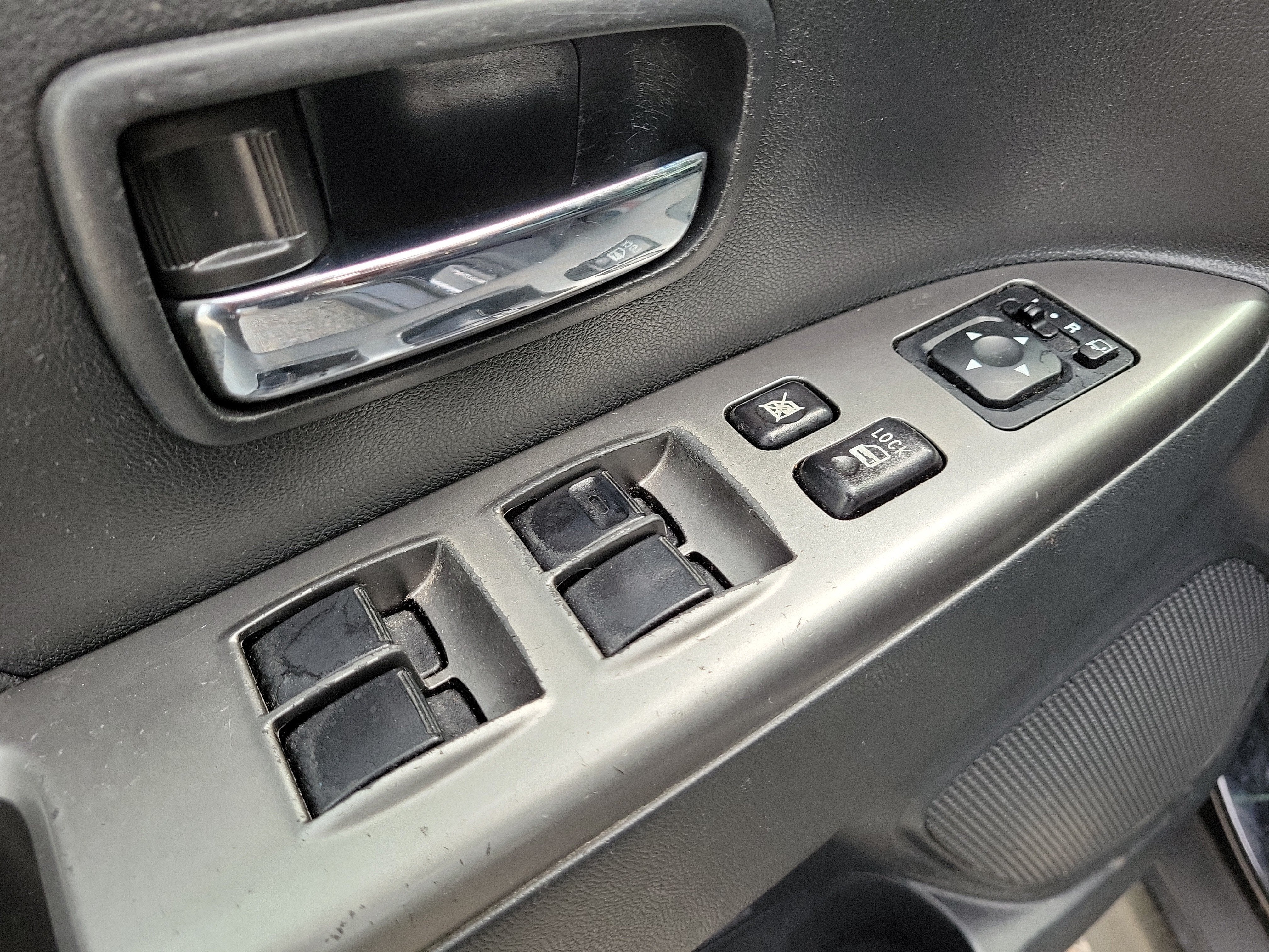 2023 Mitsubishi Outlander Sport ES