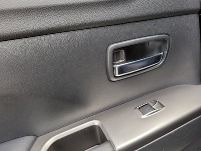 2023 Mitsubishi Outlander Sport ES