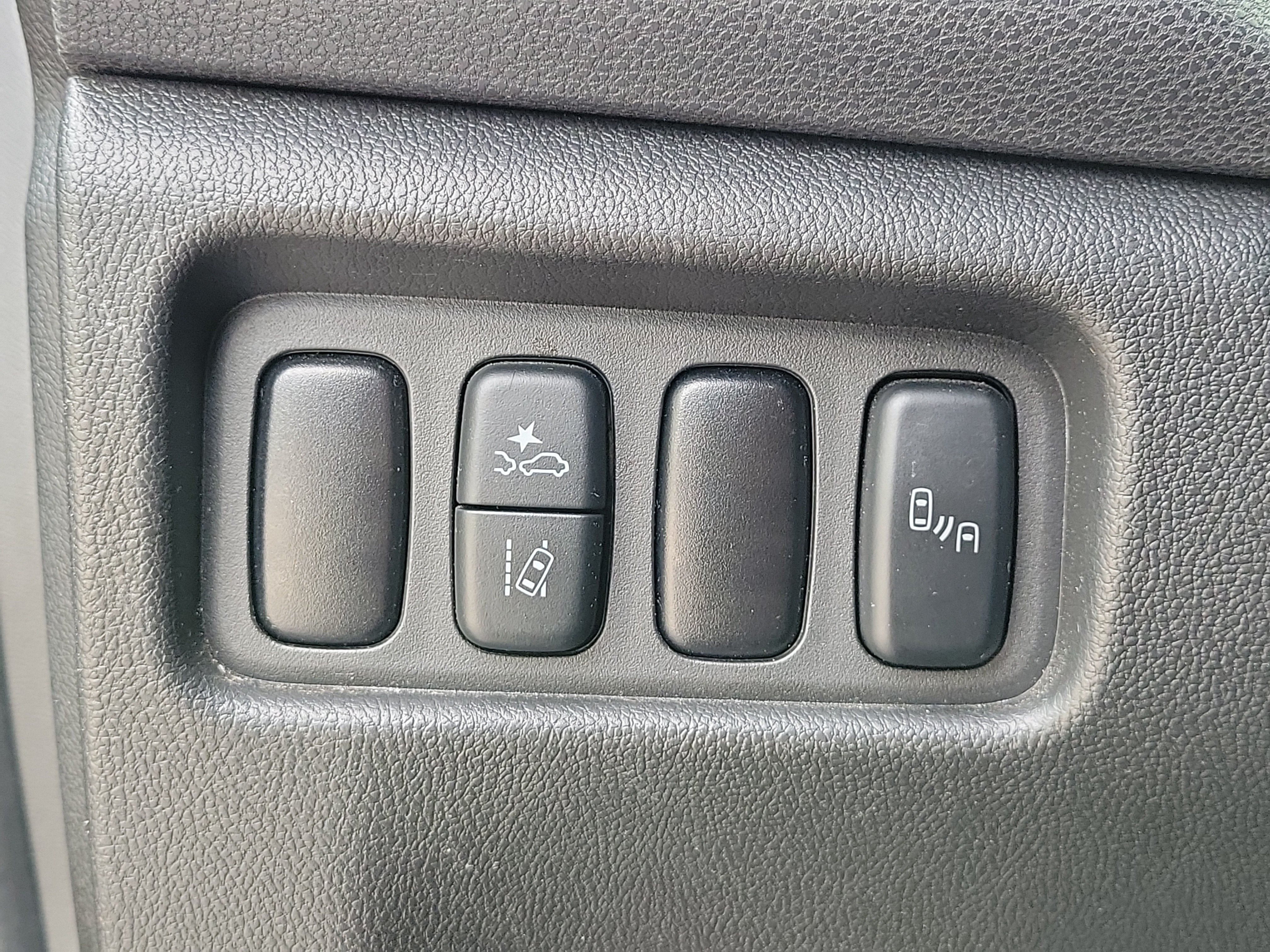 2023 Mitsubishi Outlander Sport ES