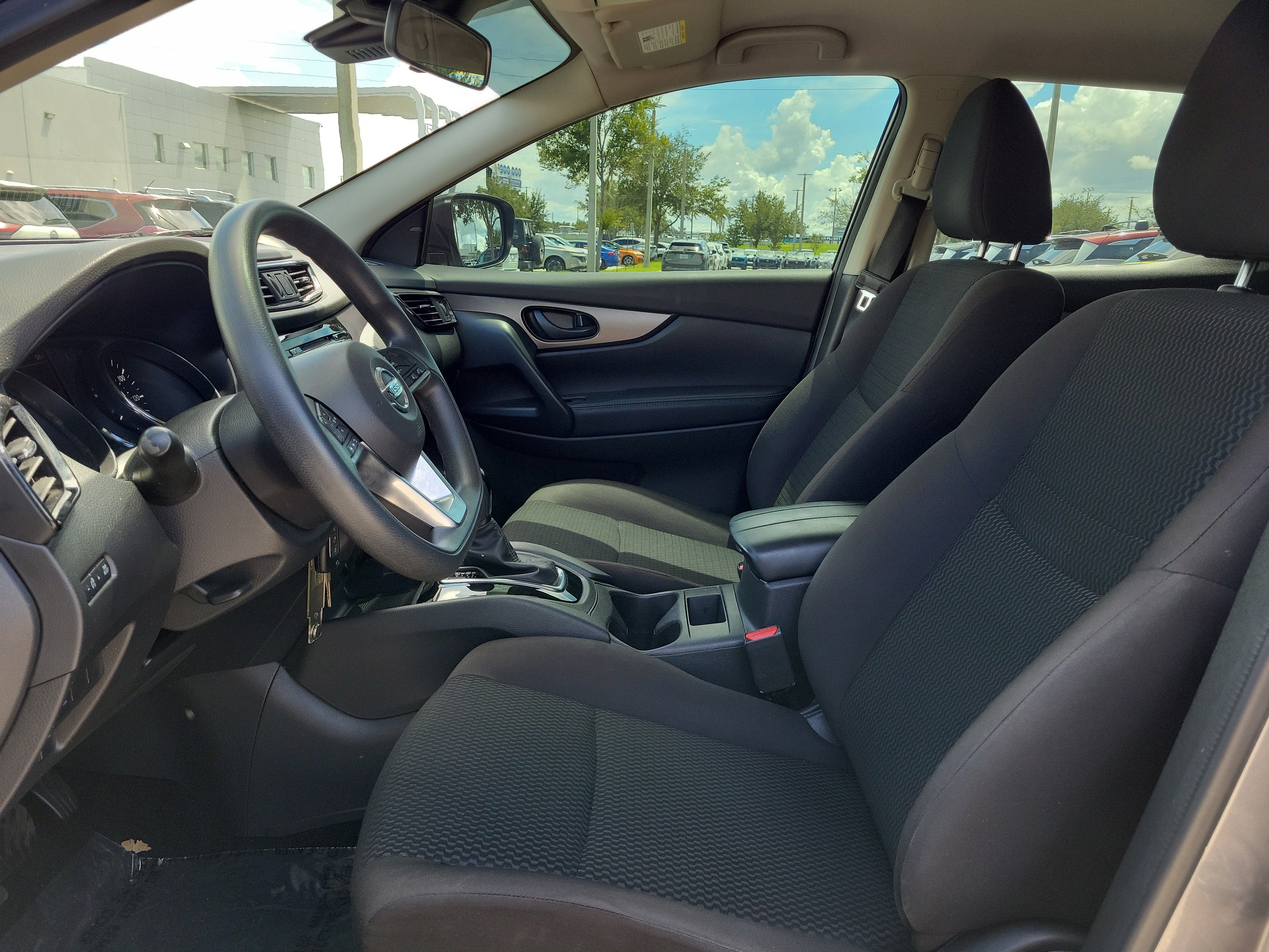 2020 Nissan Rogue Sport S