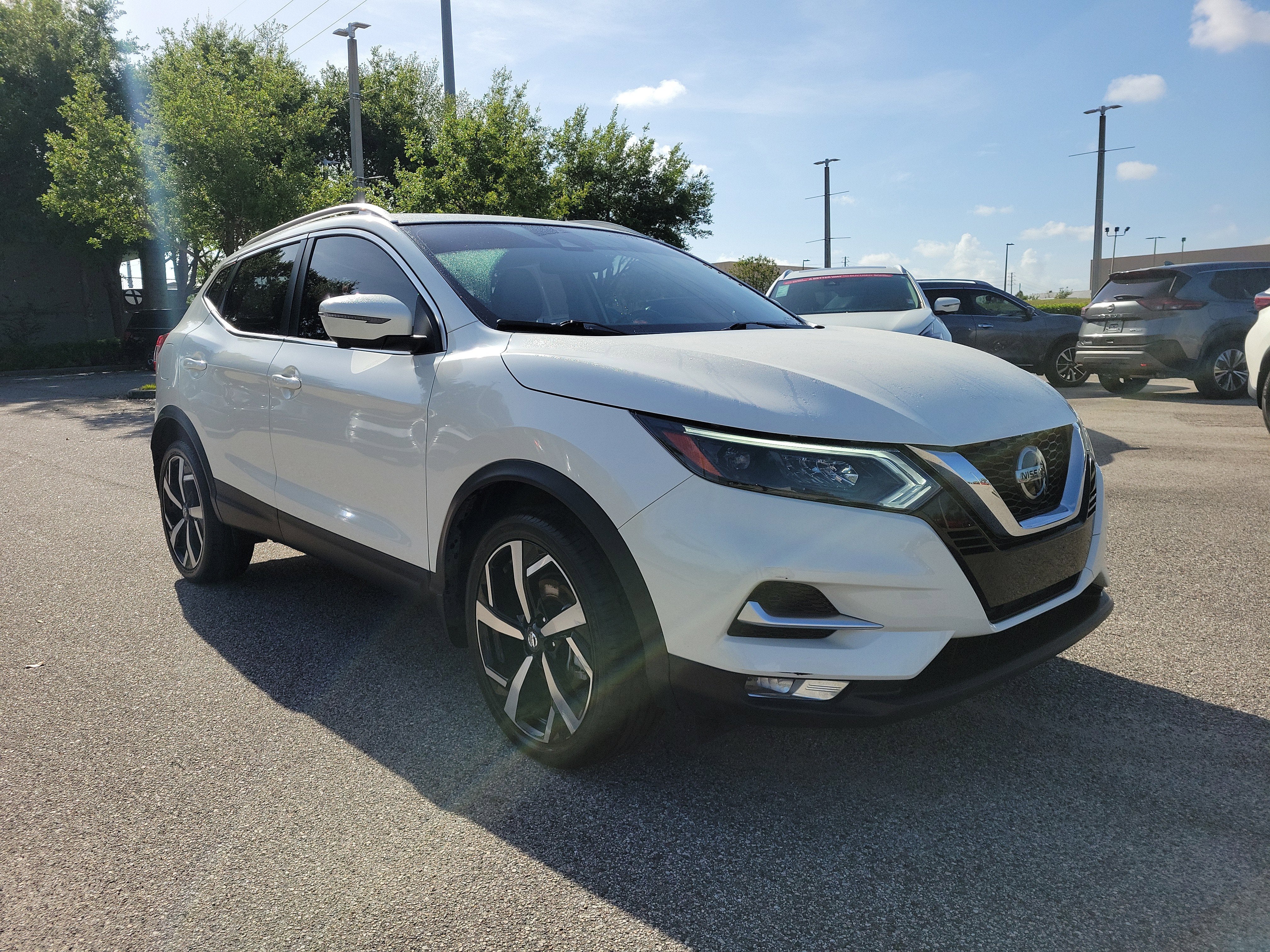 2021 Nissan Rogue Sport SL