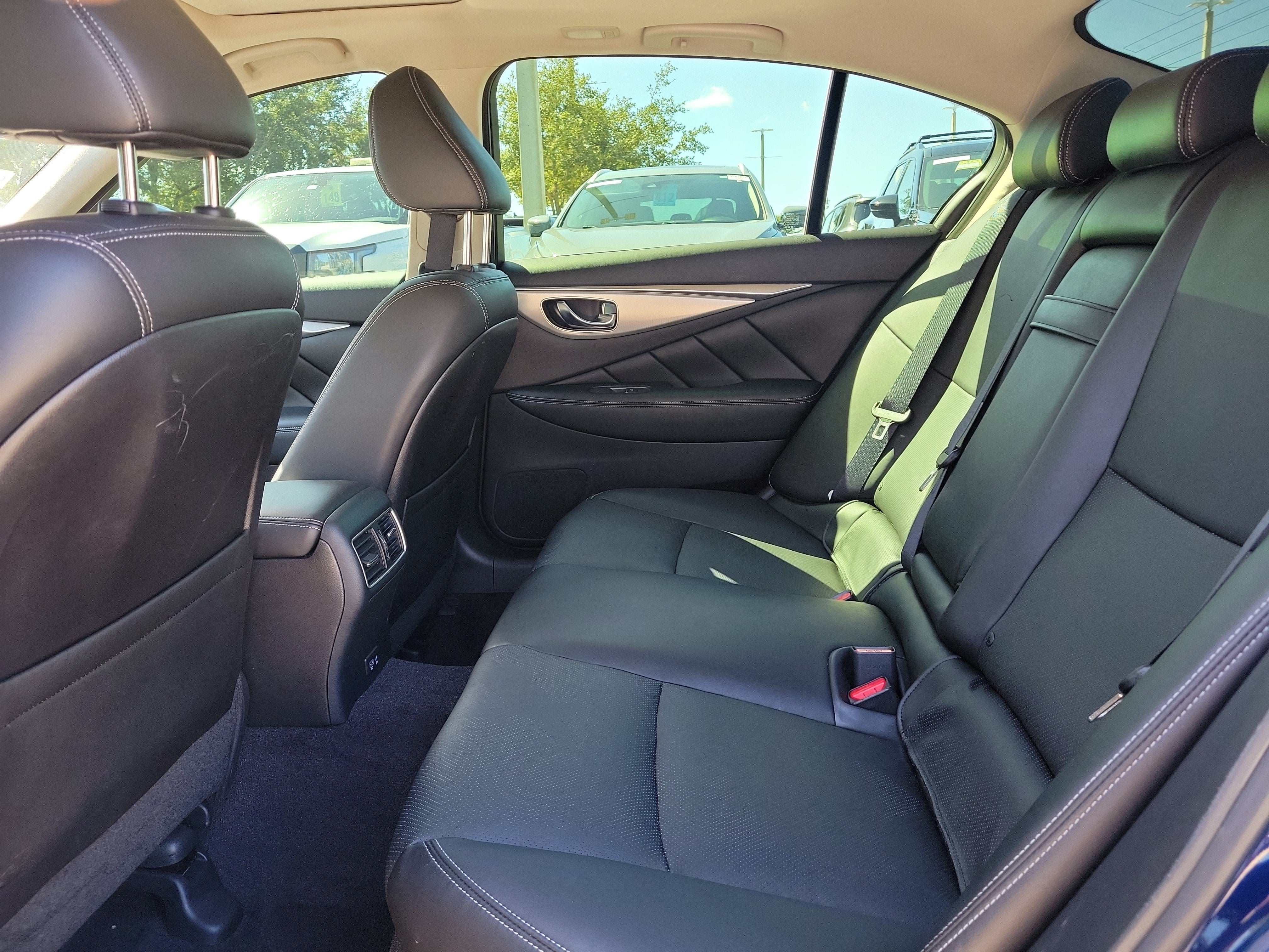 2023 INFINITI Q50 LUXE