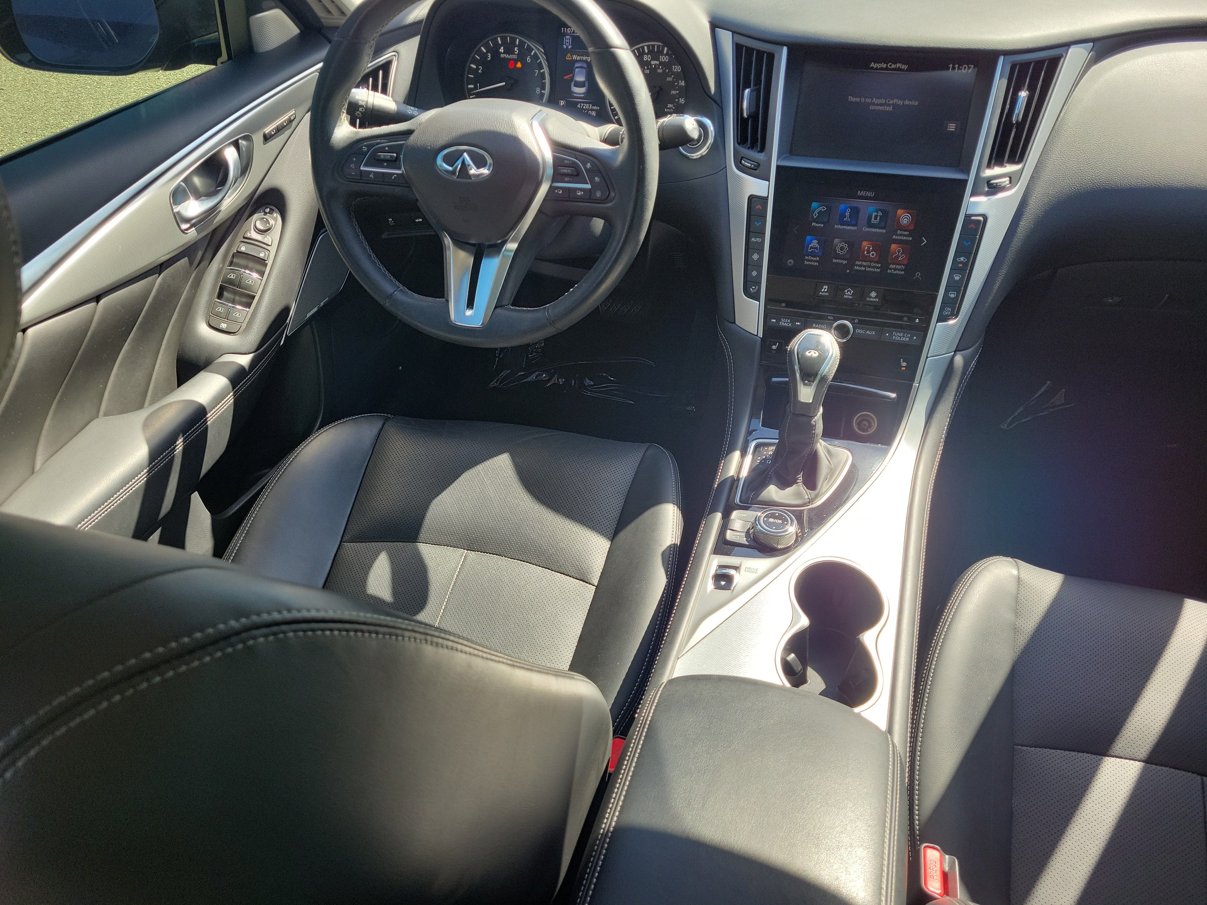 2023 INFINITI Q50 LUXE