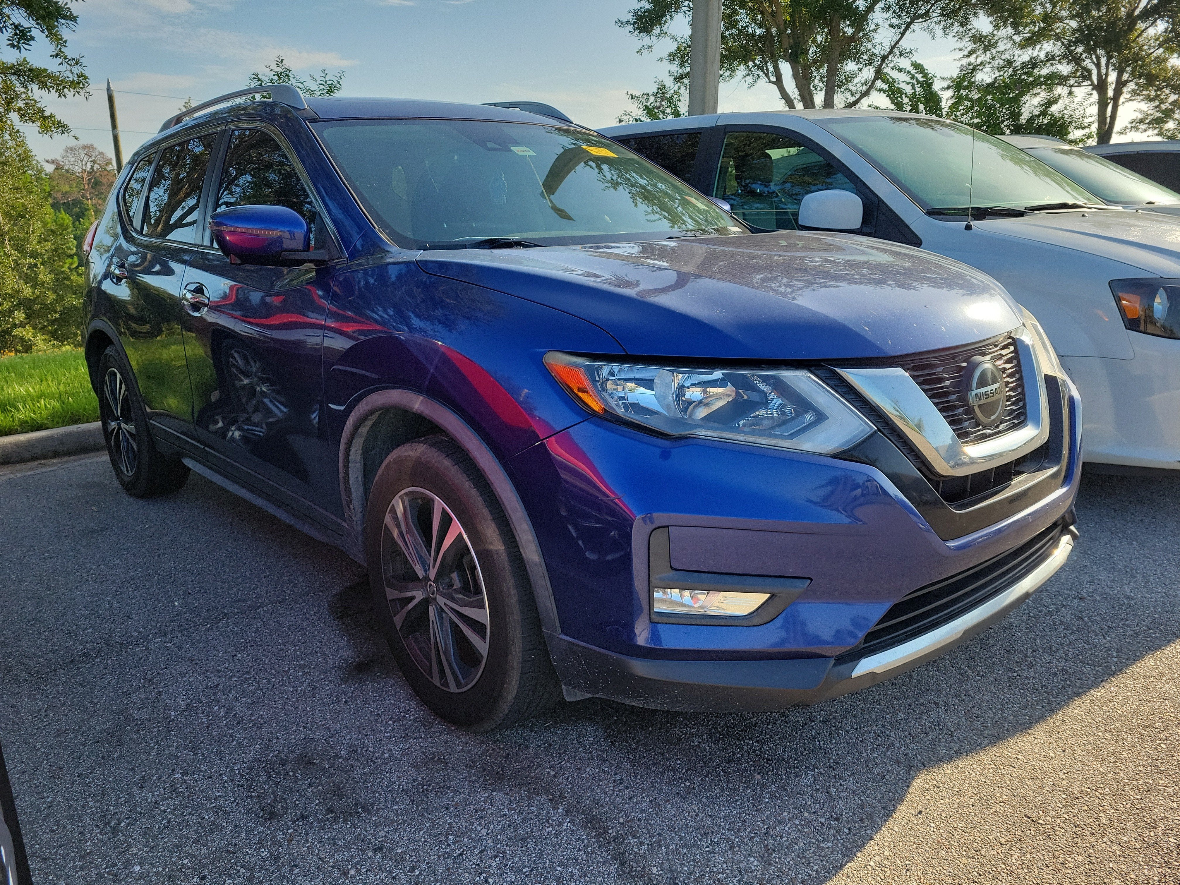2020 Nissan Rogue SV