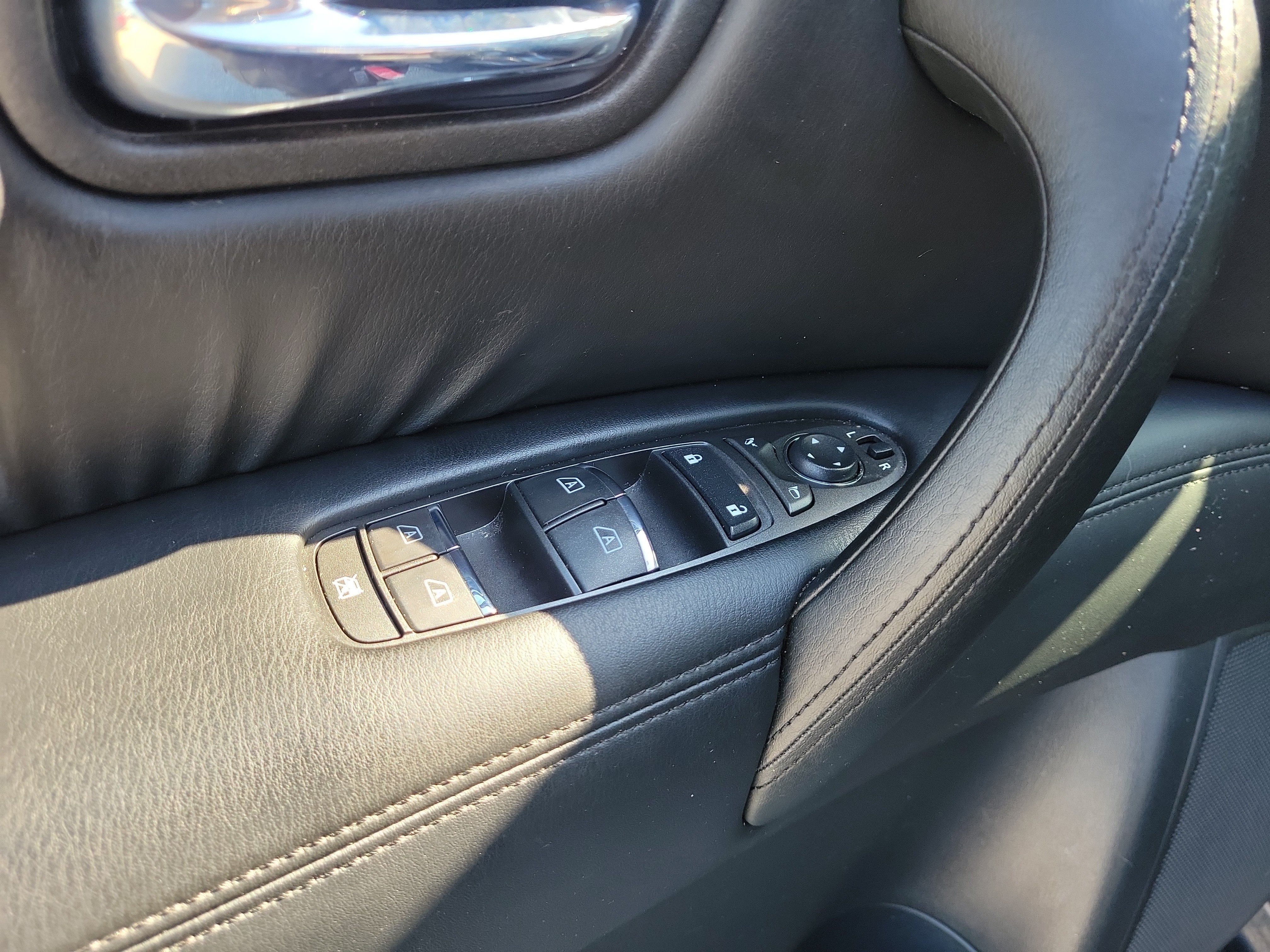 2023 Nissan Armada SV