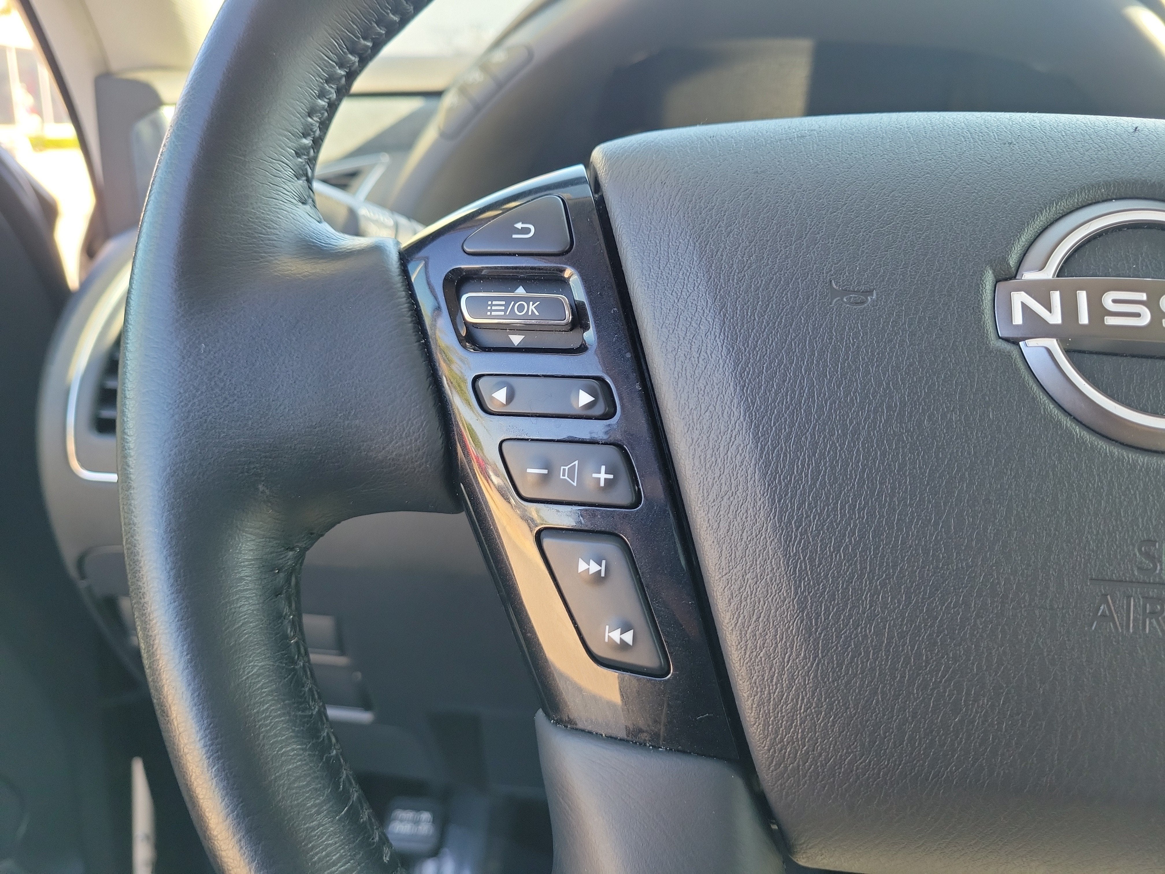 2023 Nissan Armada SV