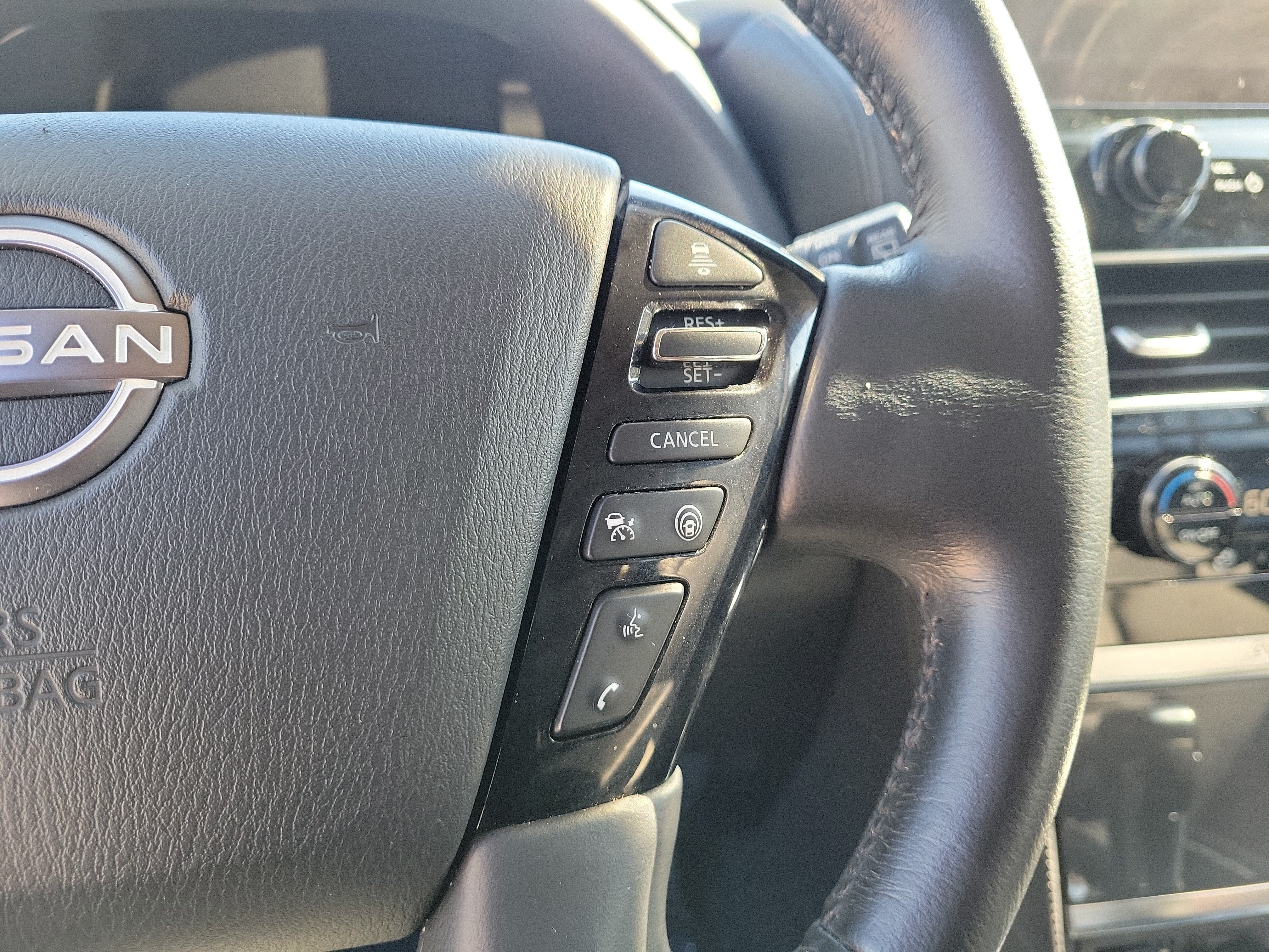 2023 Nissan Armada SV