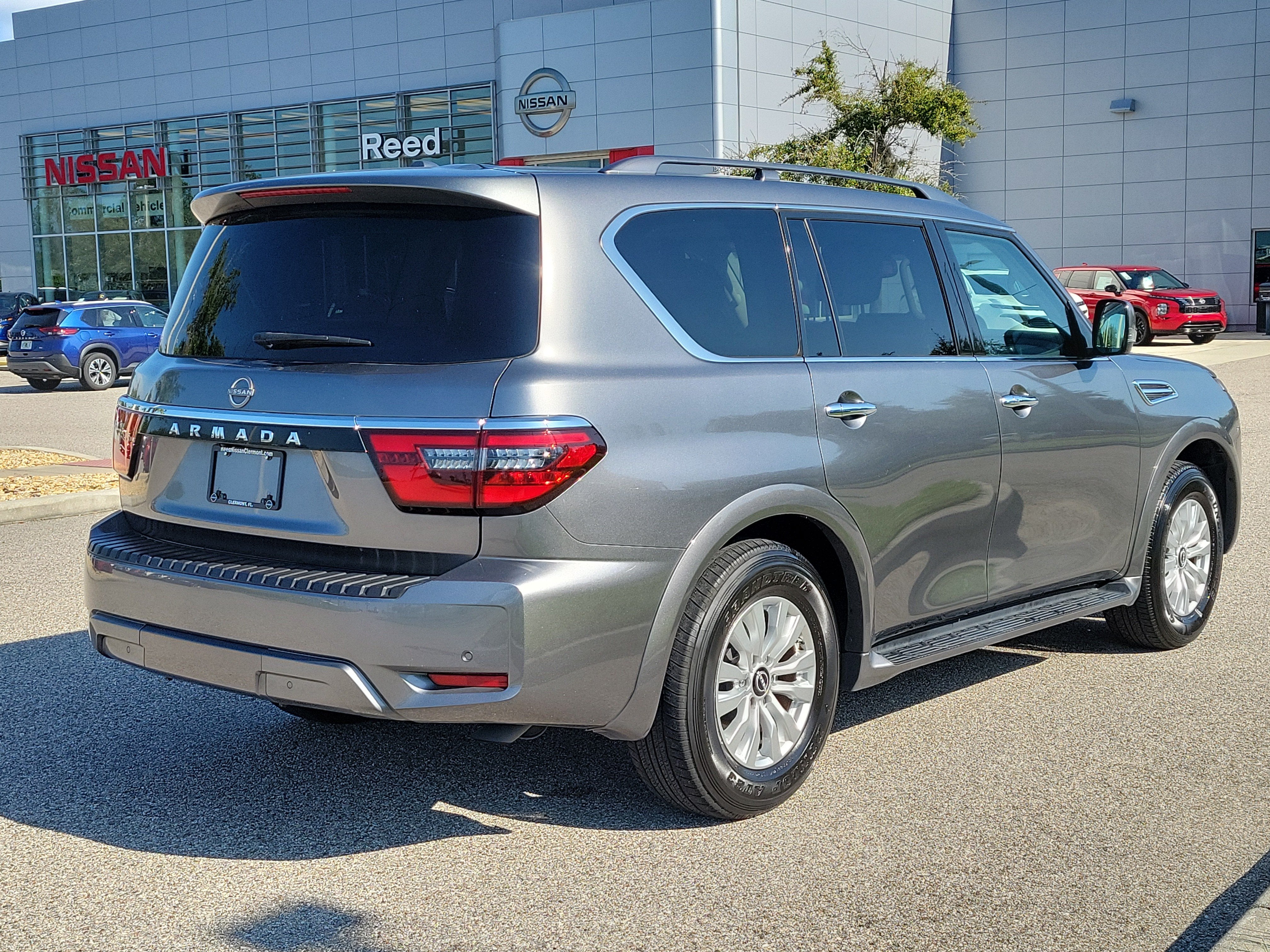 2023 Nissan Armada SV