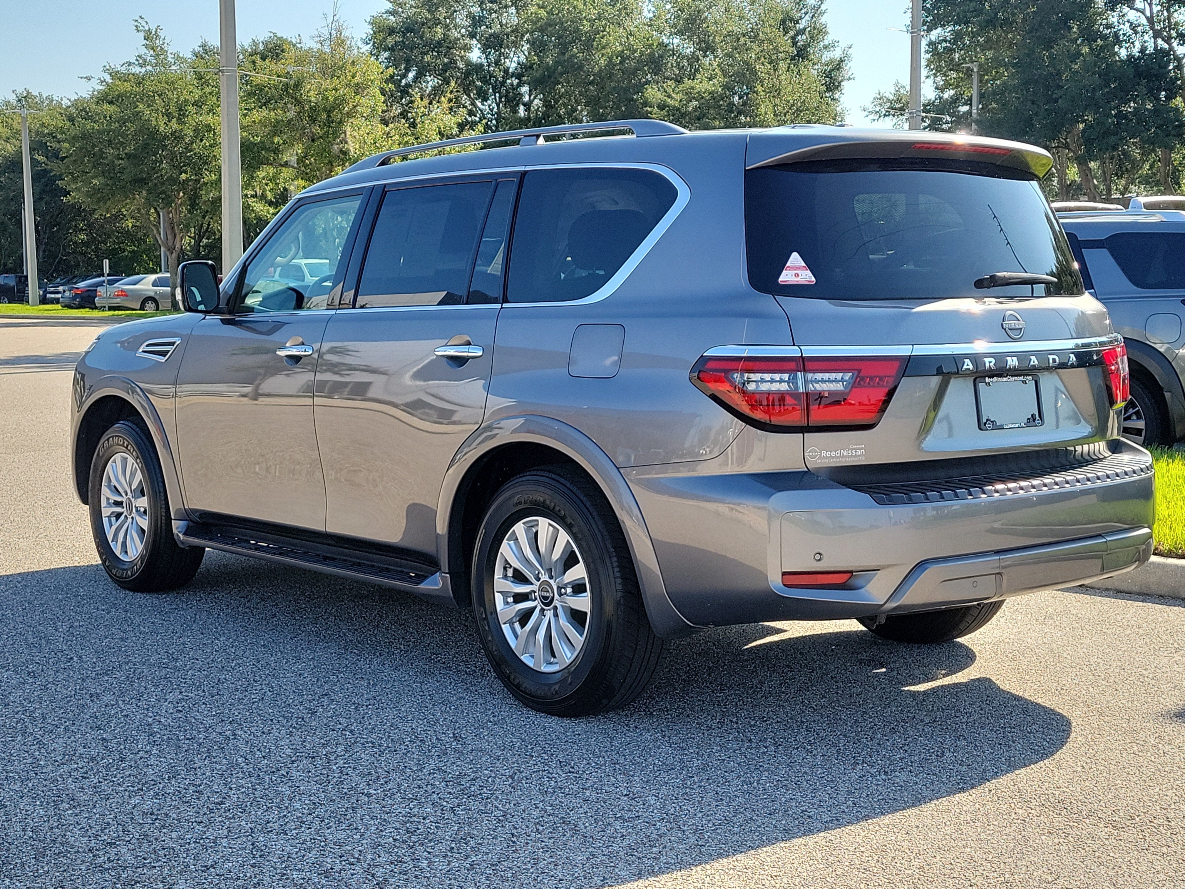 2023 Nissan Armada SV
