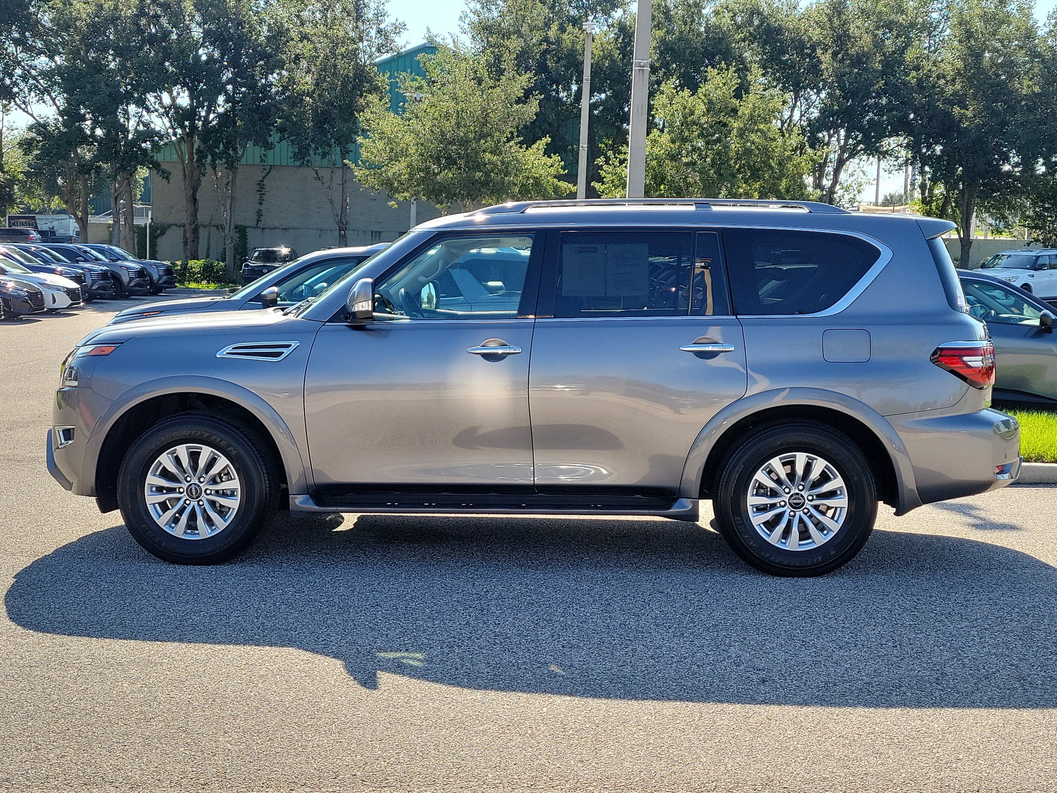 2023 Nissan Armada SV