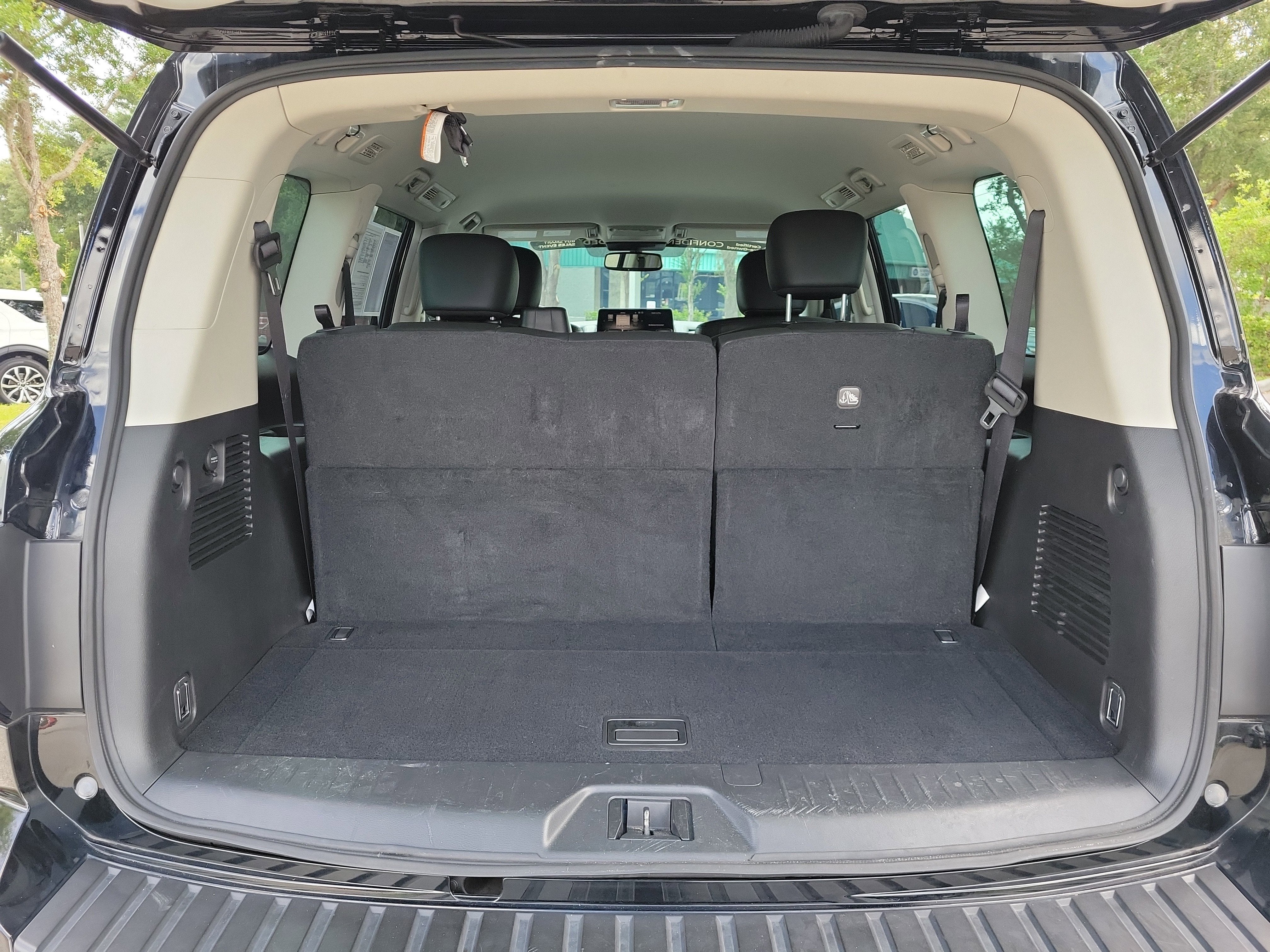 2023 Nissan Armada SV