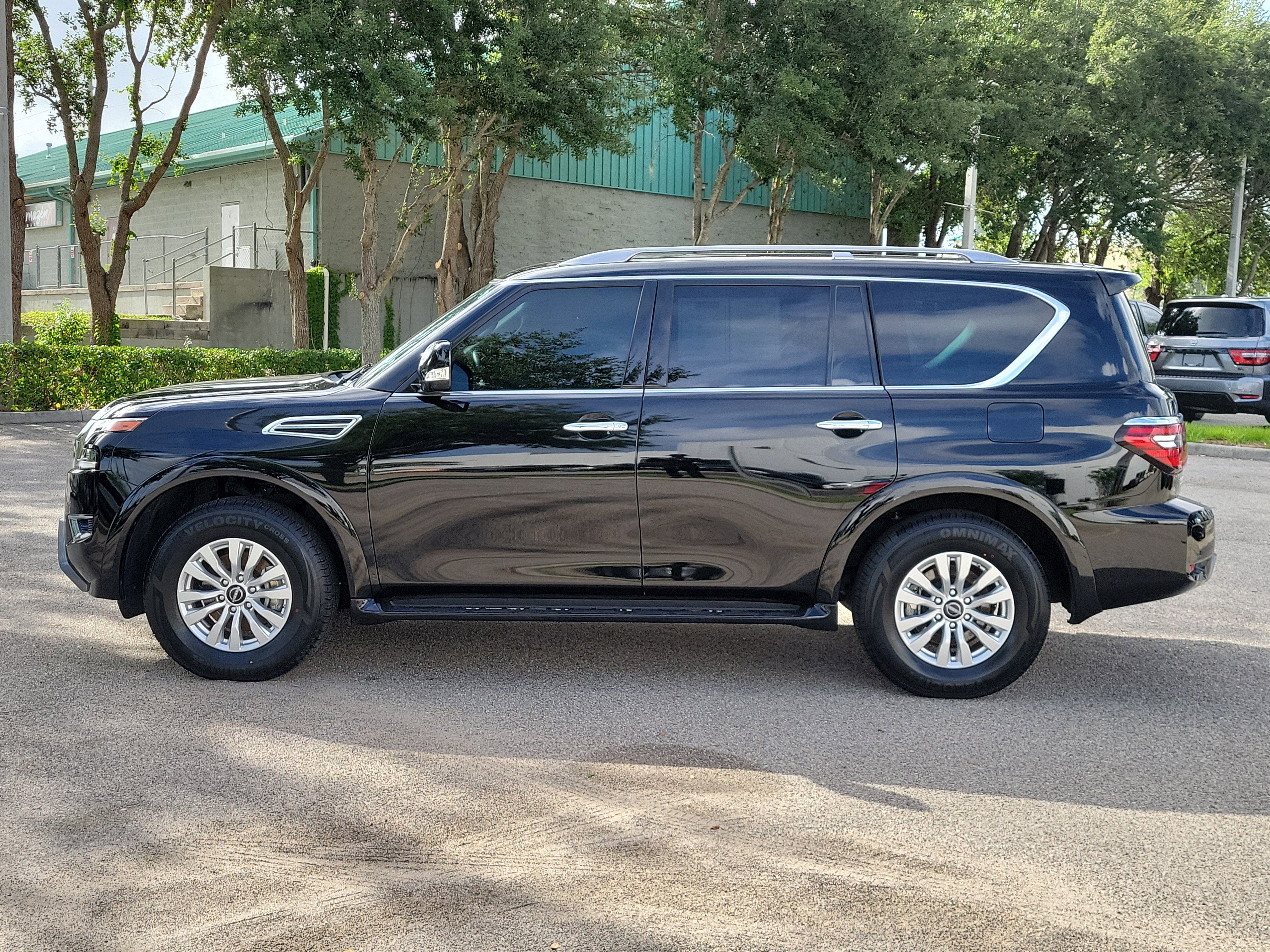 2023 Nissan Armada SV