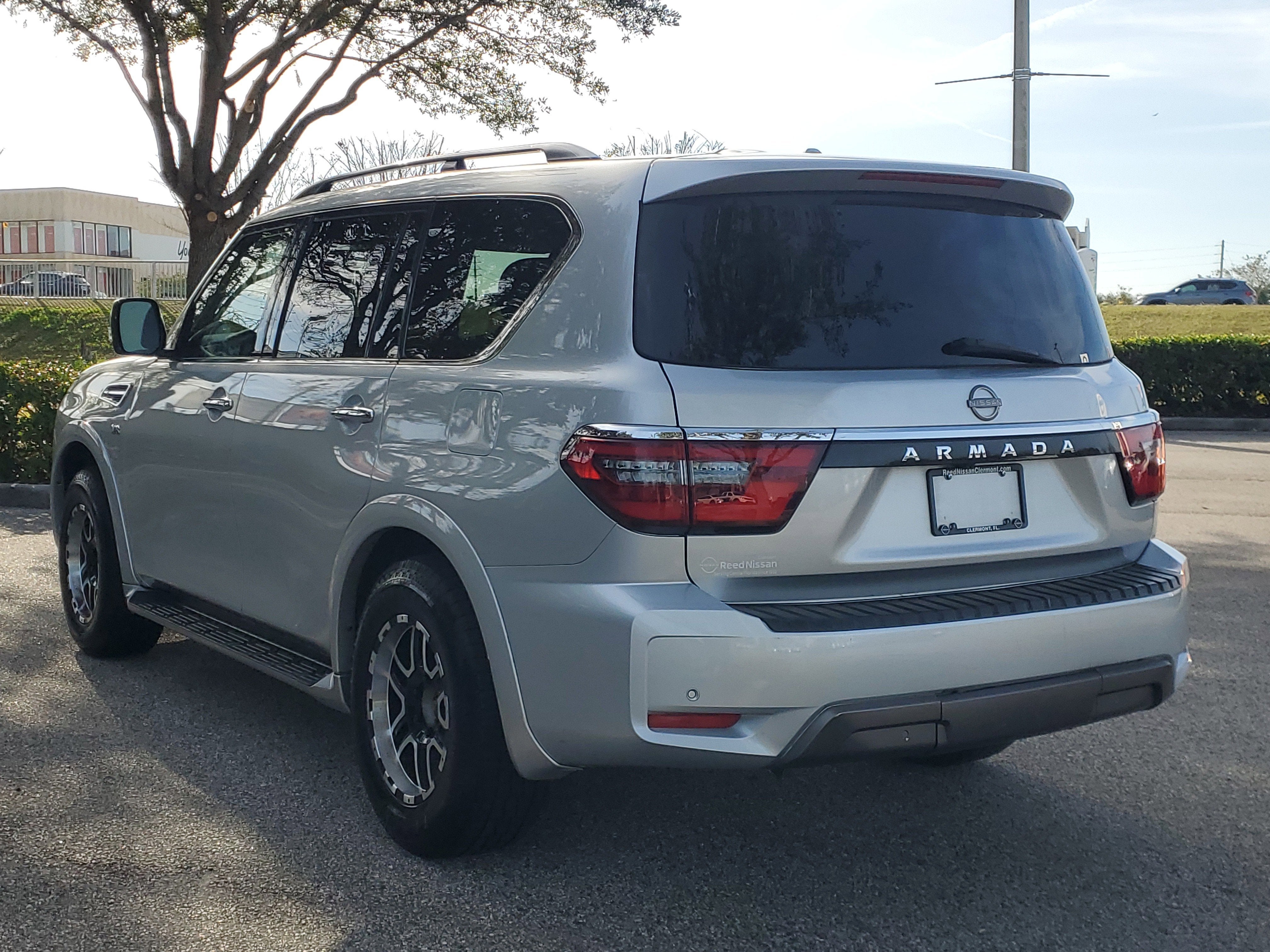 2021 Nissan Armada SV