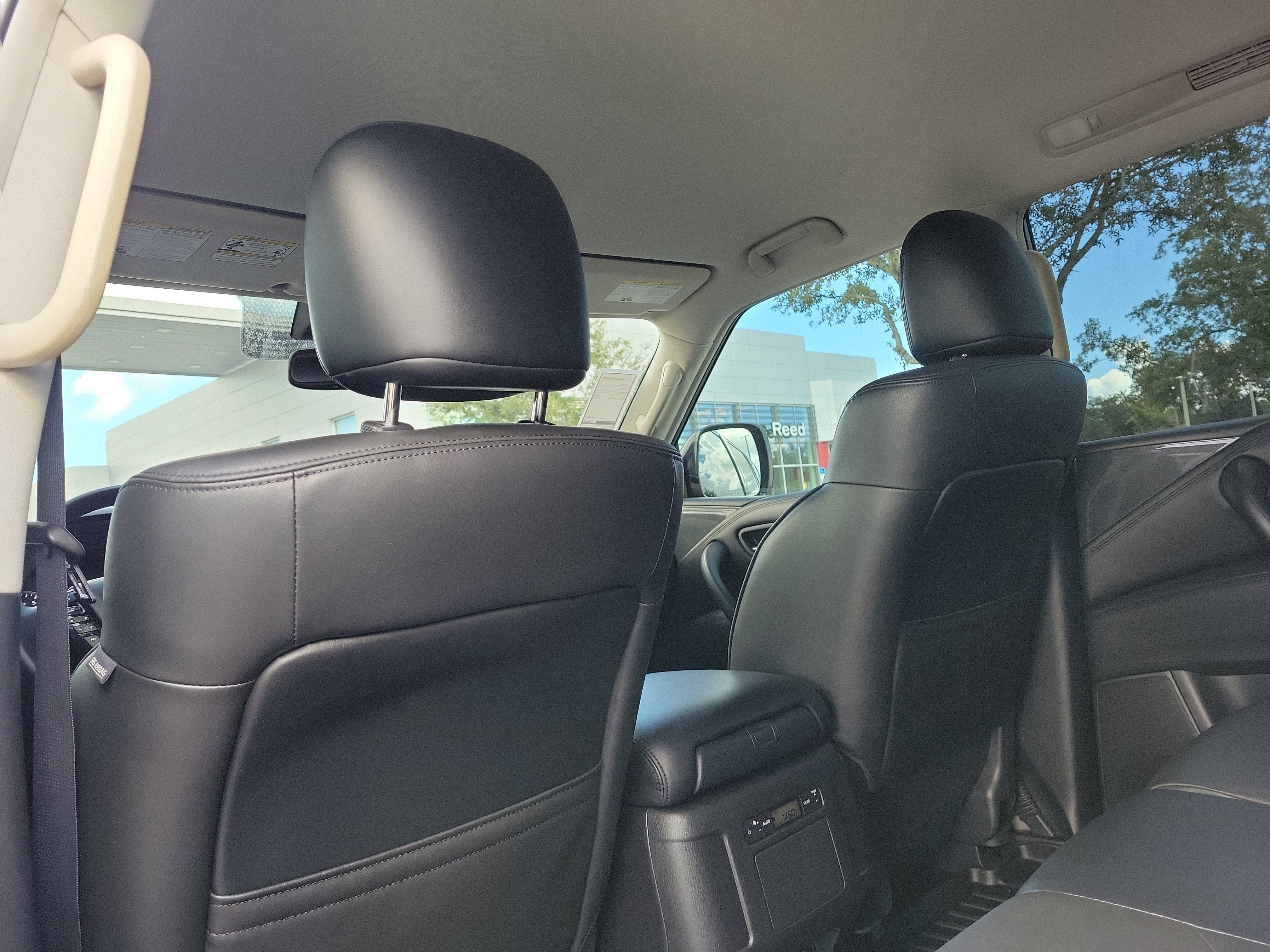2023 Nissan Armada SV