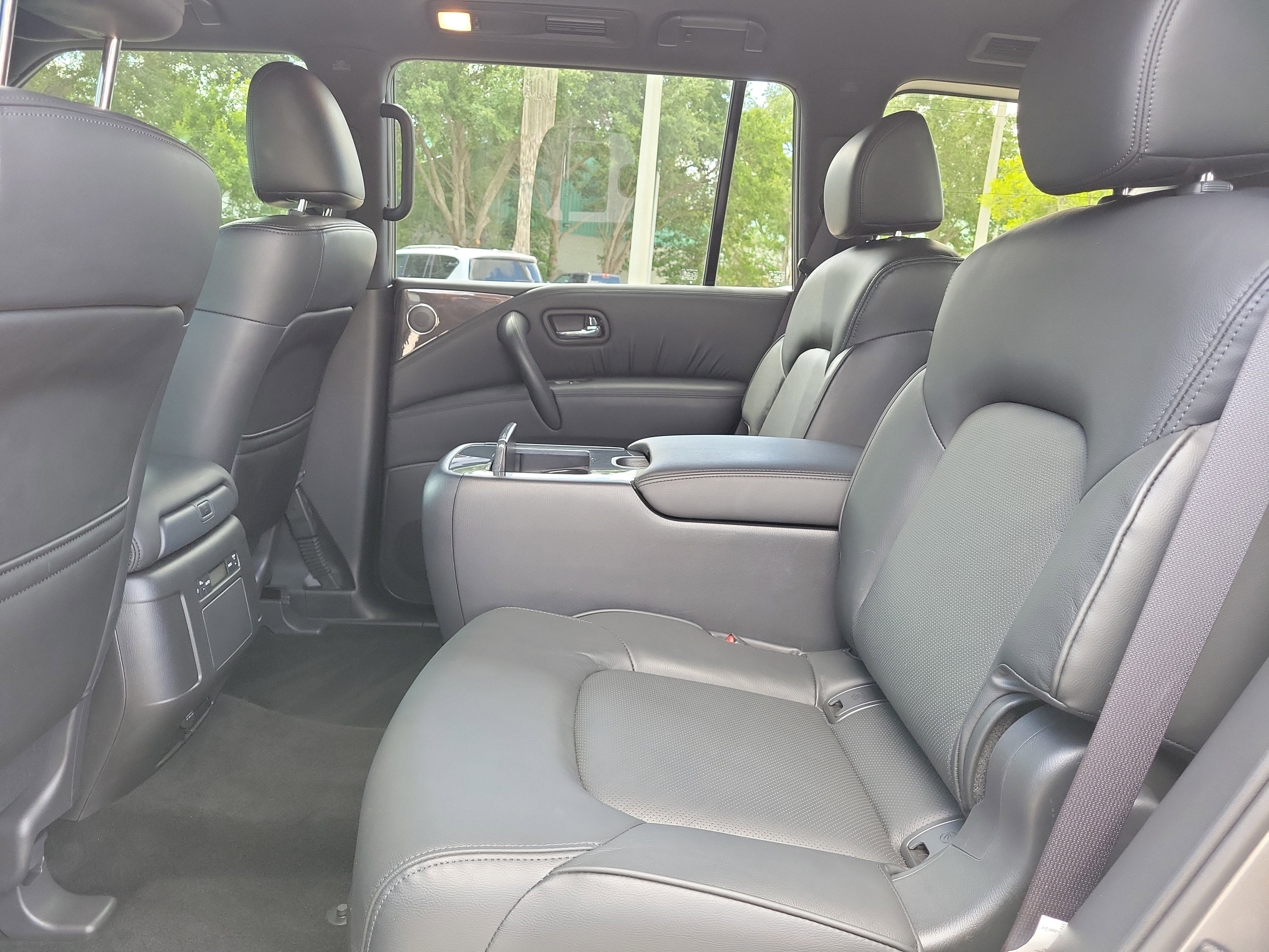 2024 Nissan Armada SL