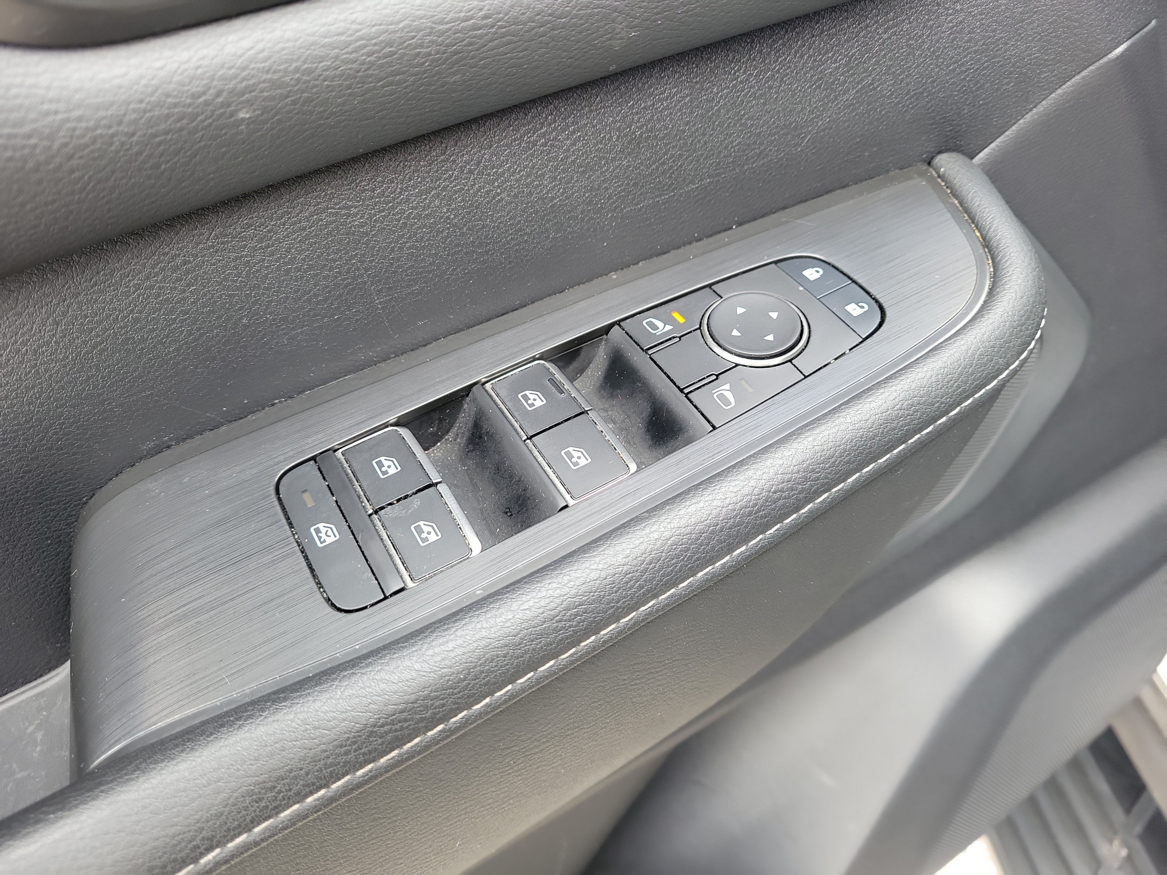 2025 Nissan Armada SV