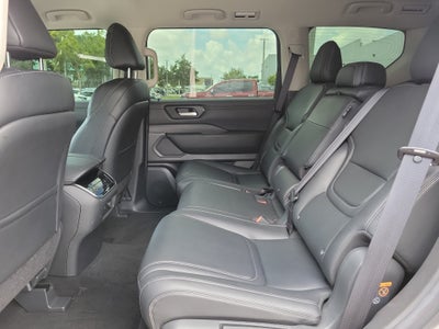 2025 Nissan Armada SV