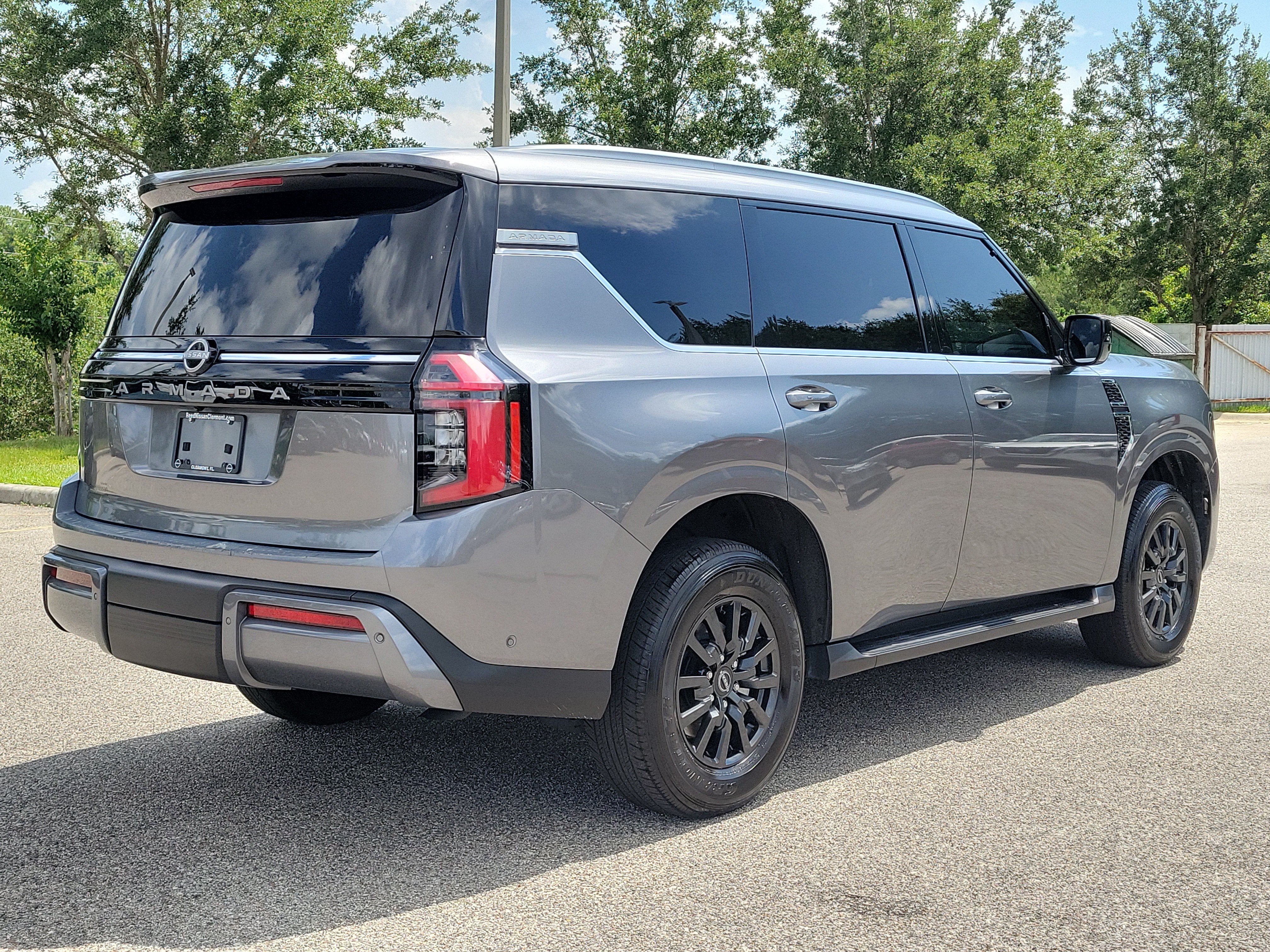 2025 Nissan Armada SV