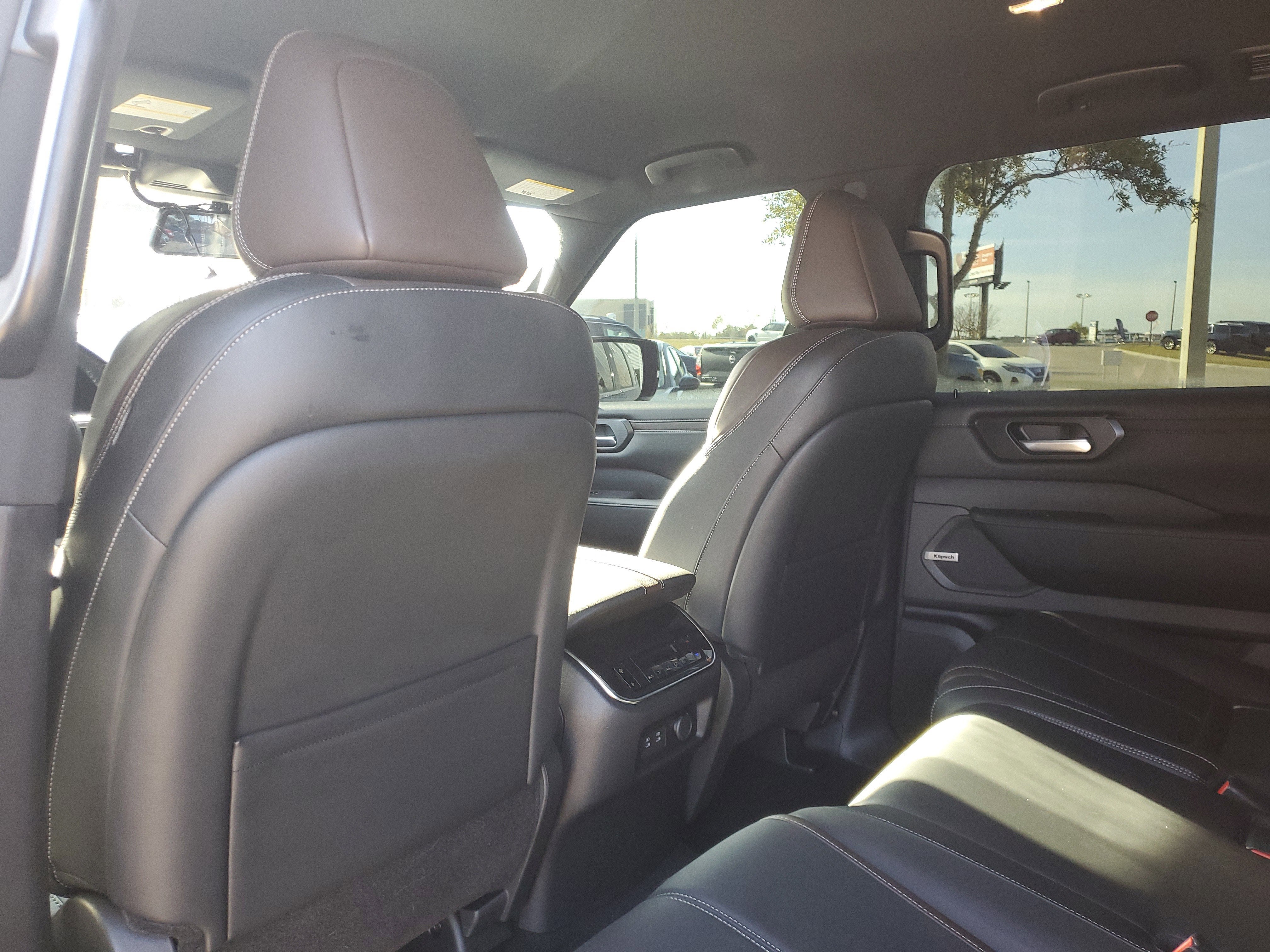 2025 Nissan Armada SL