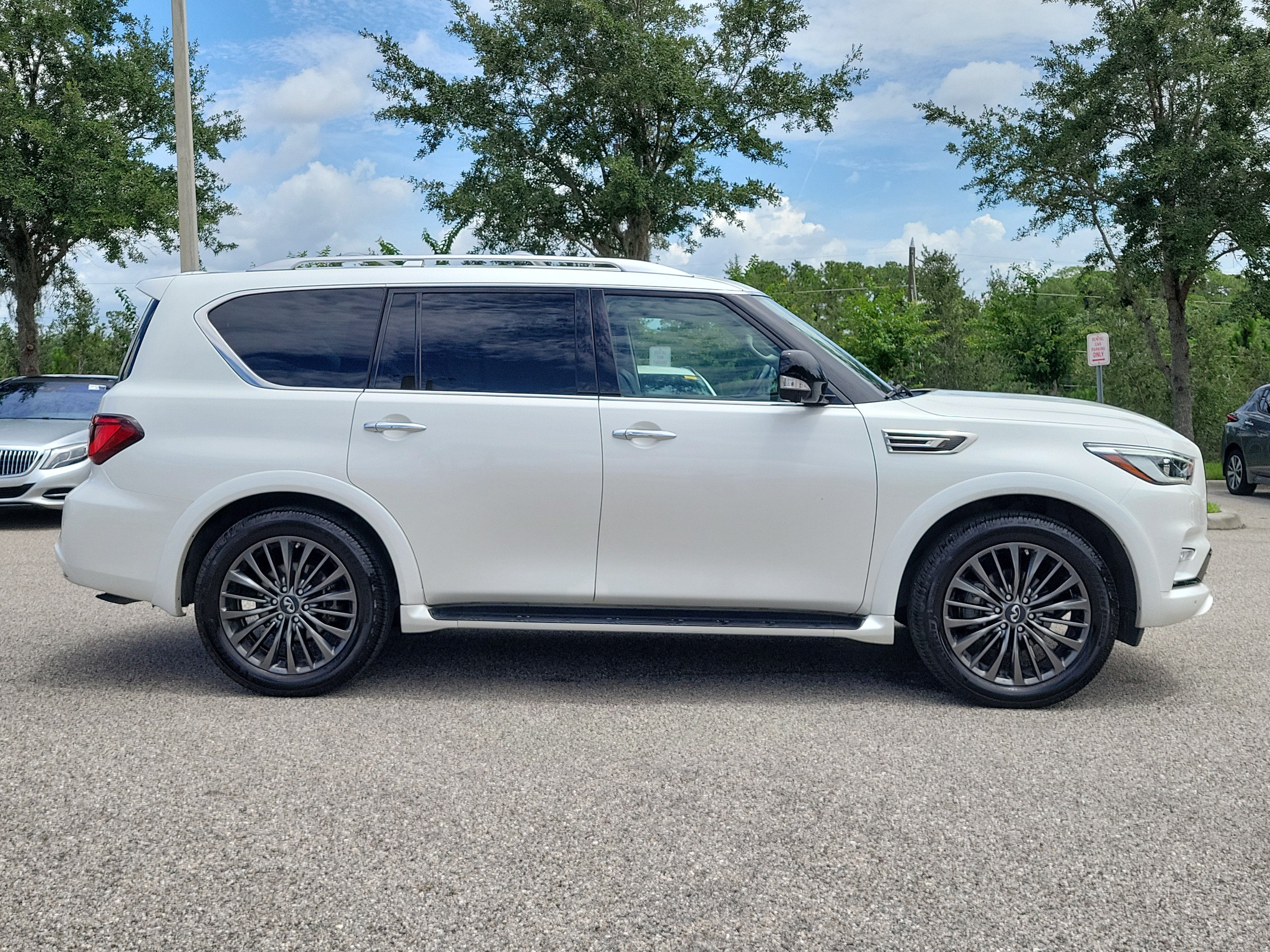 2023 INFINITI QX80 PREMIUM SELECT