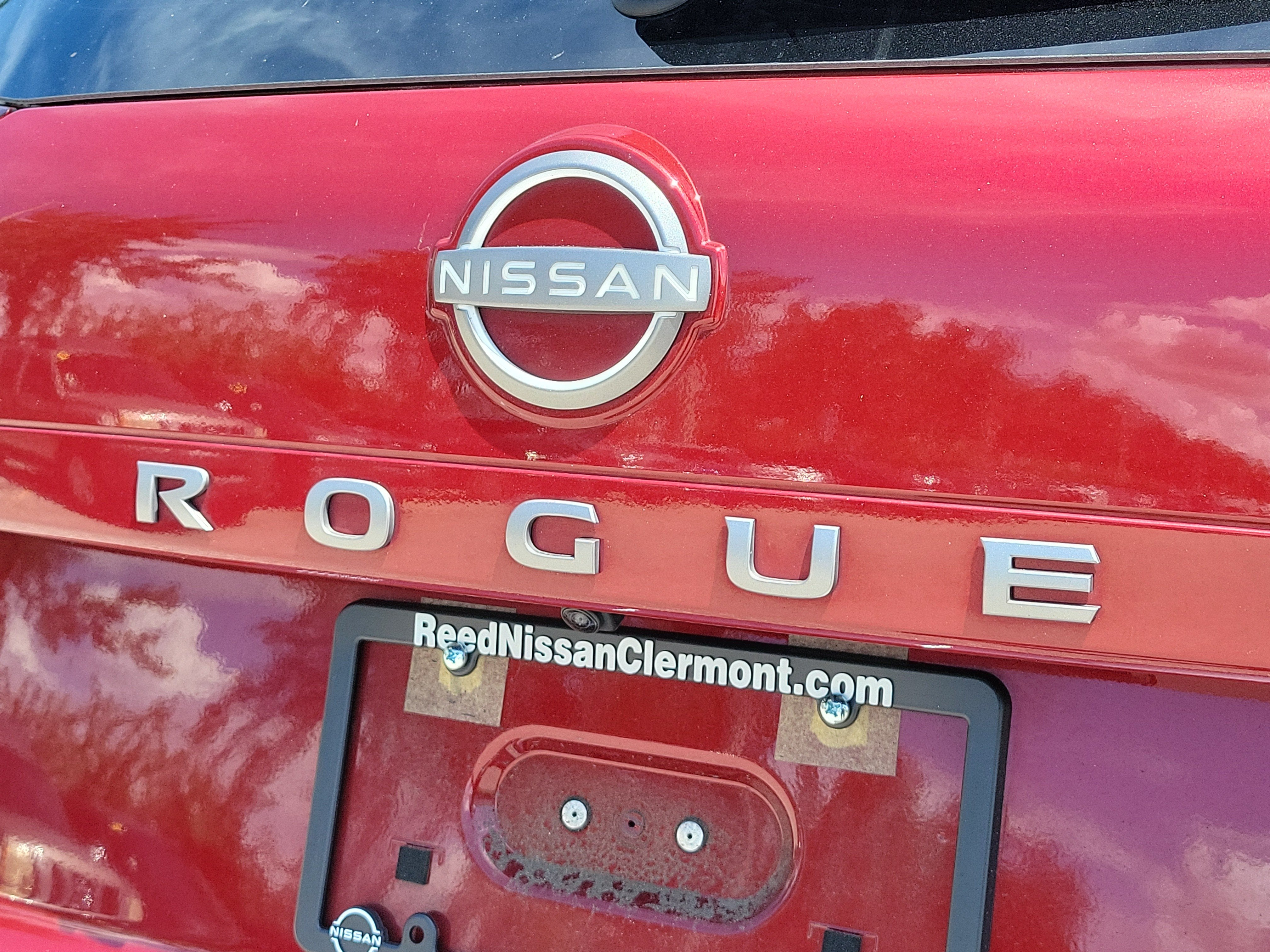 2025 Nissan Rogue SL