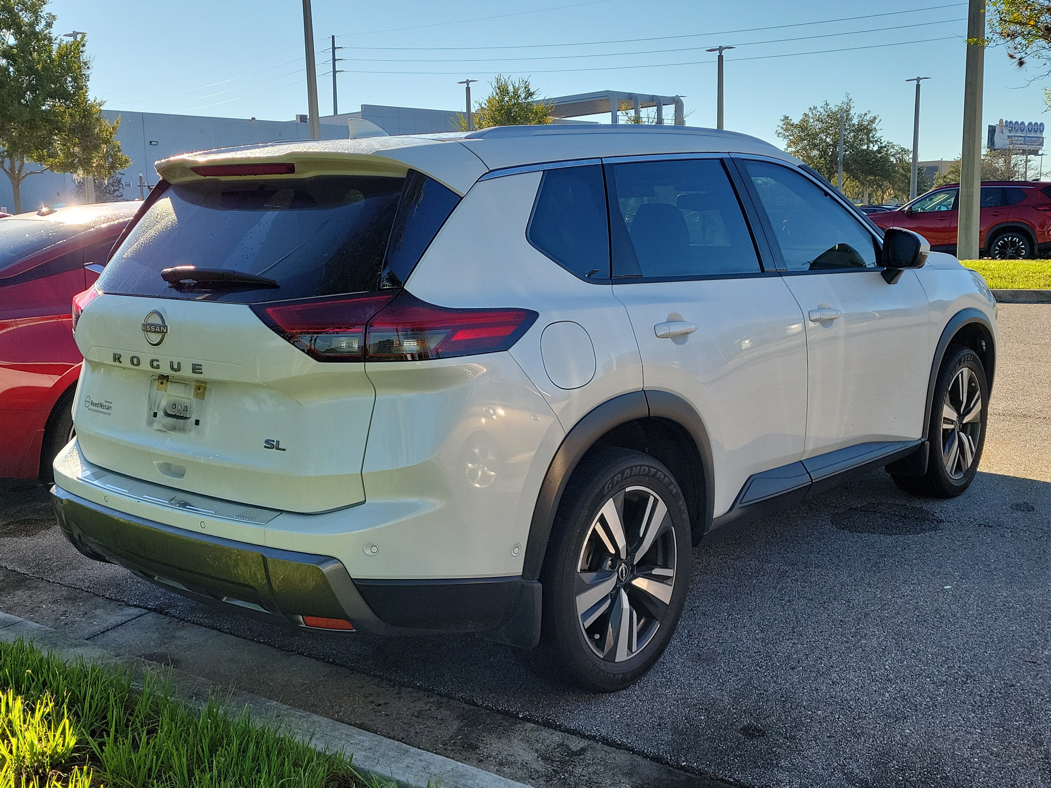 2024 Nissan Rogue SL
