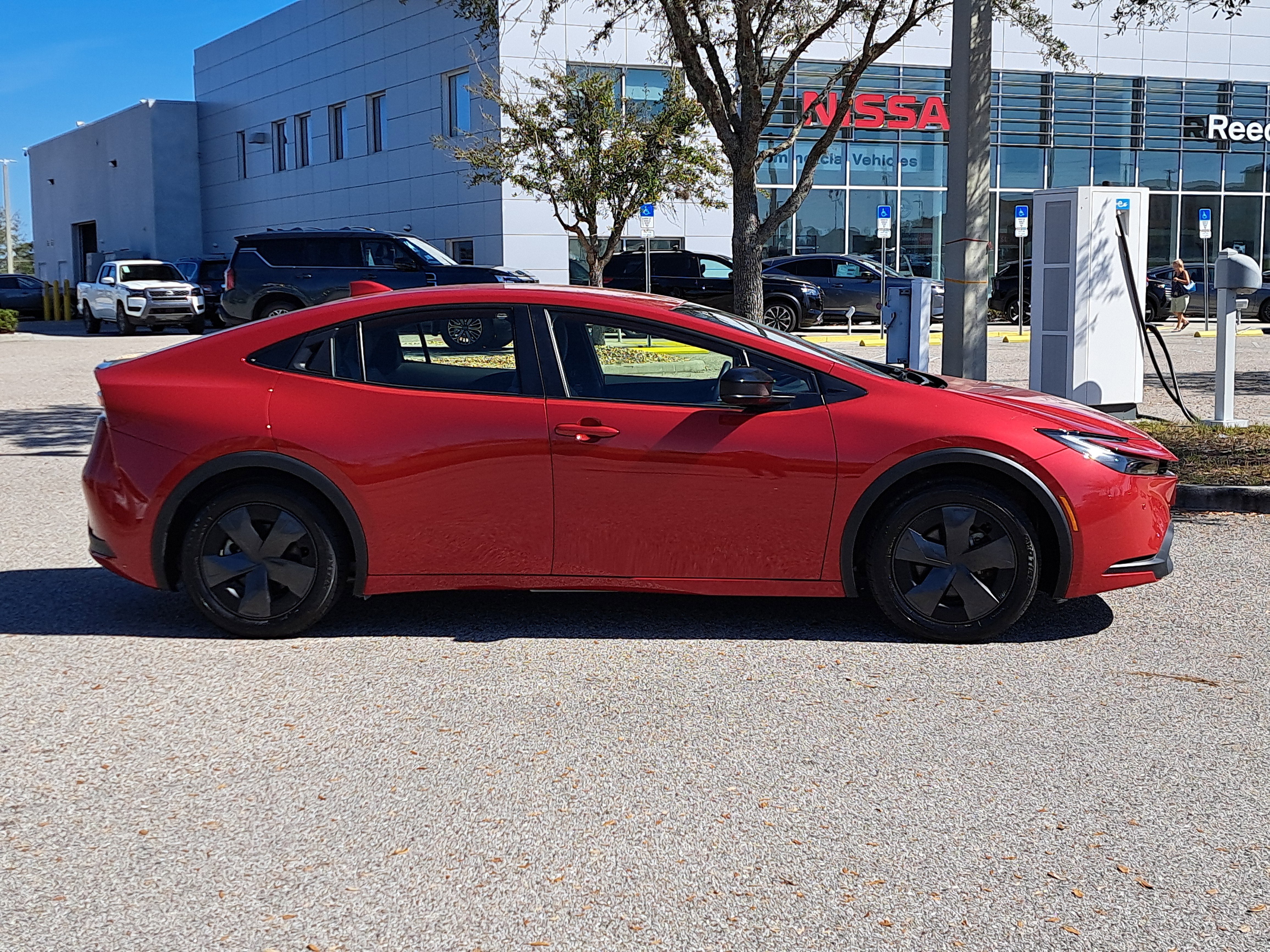 2025 Toyota Prius LE