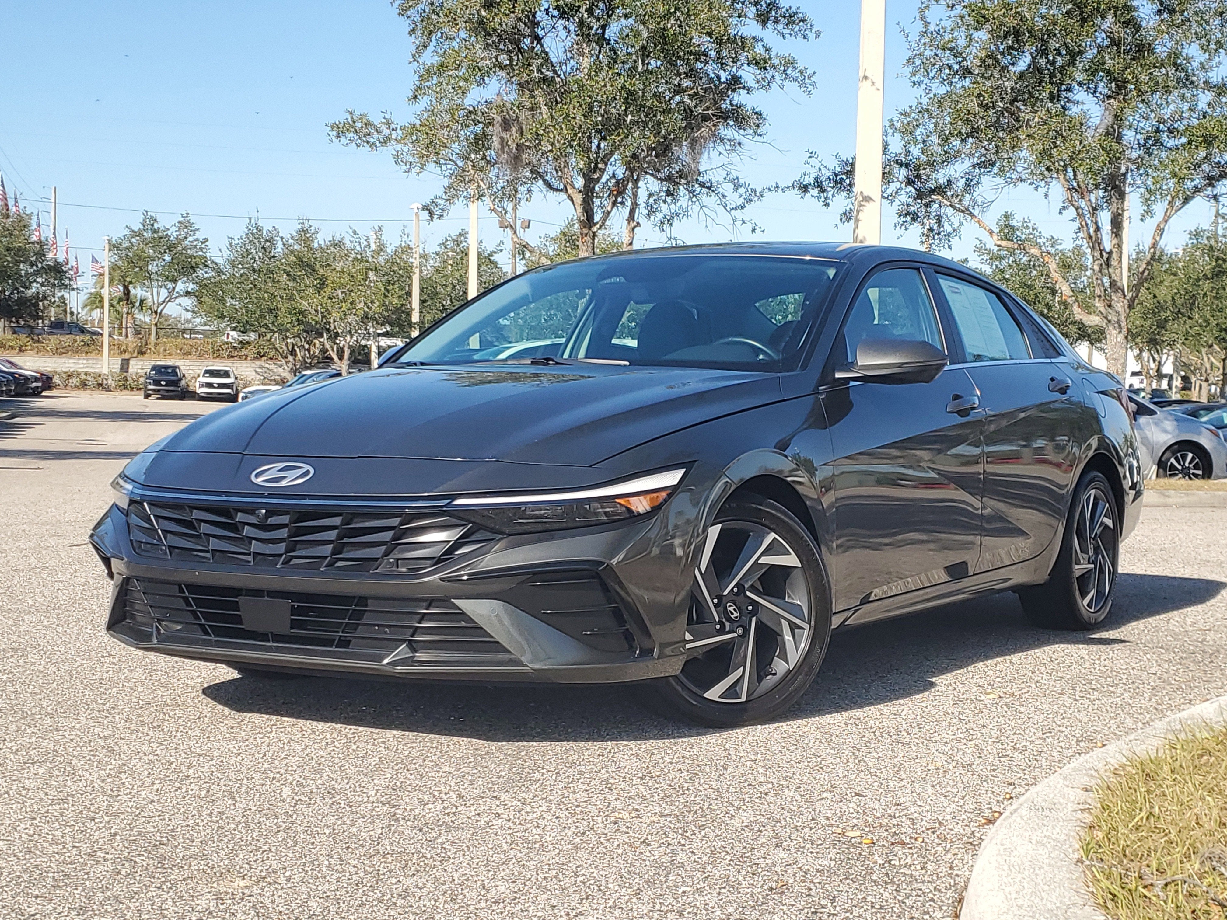 2024 Hyundai Elantra Limited