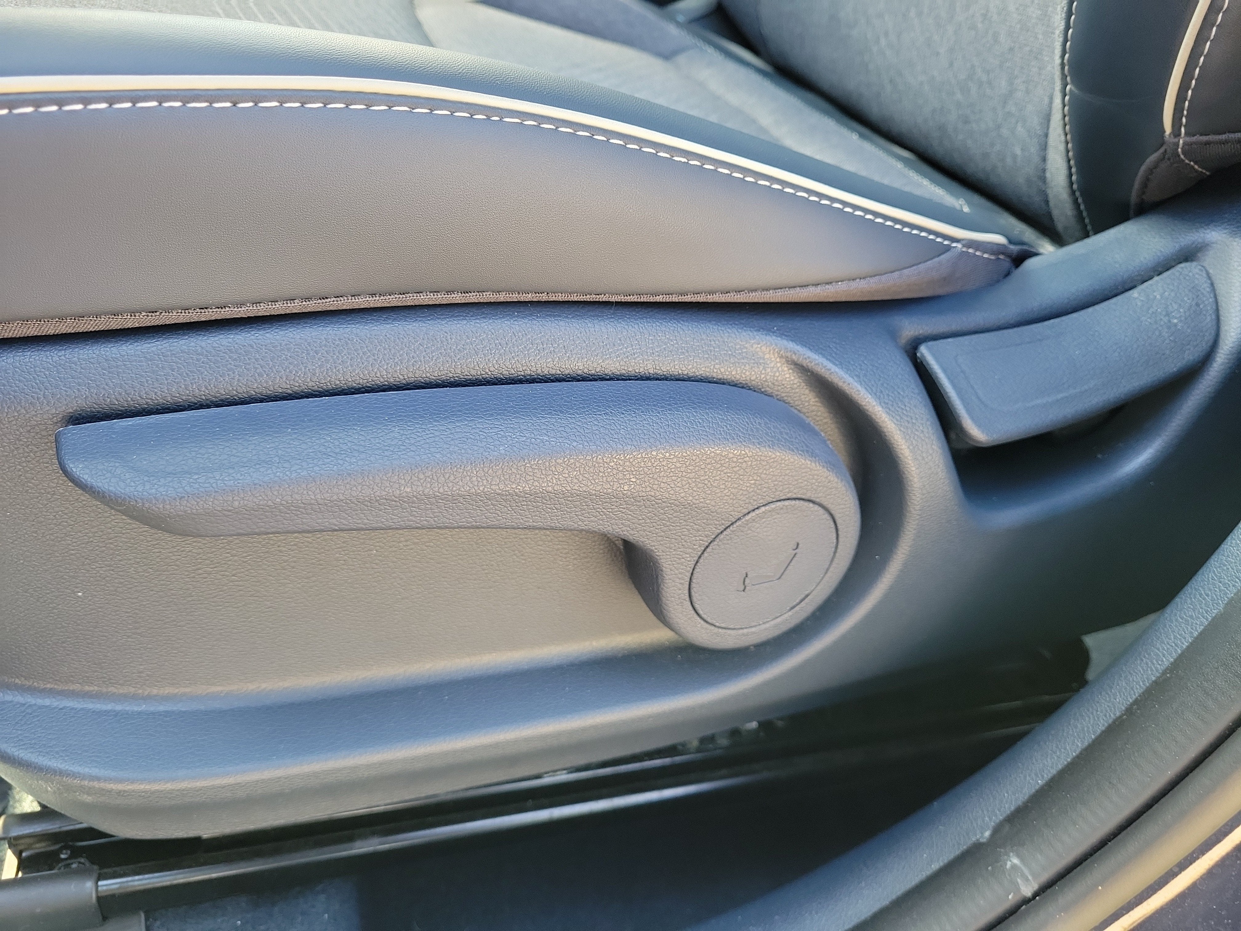 2020 Hyundai Venue Denim