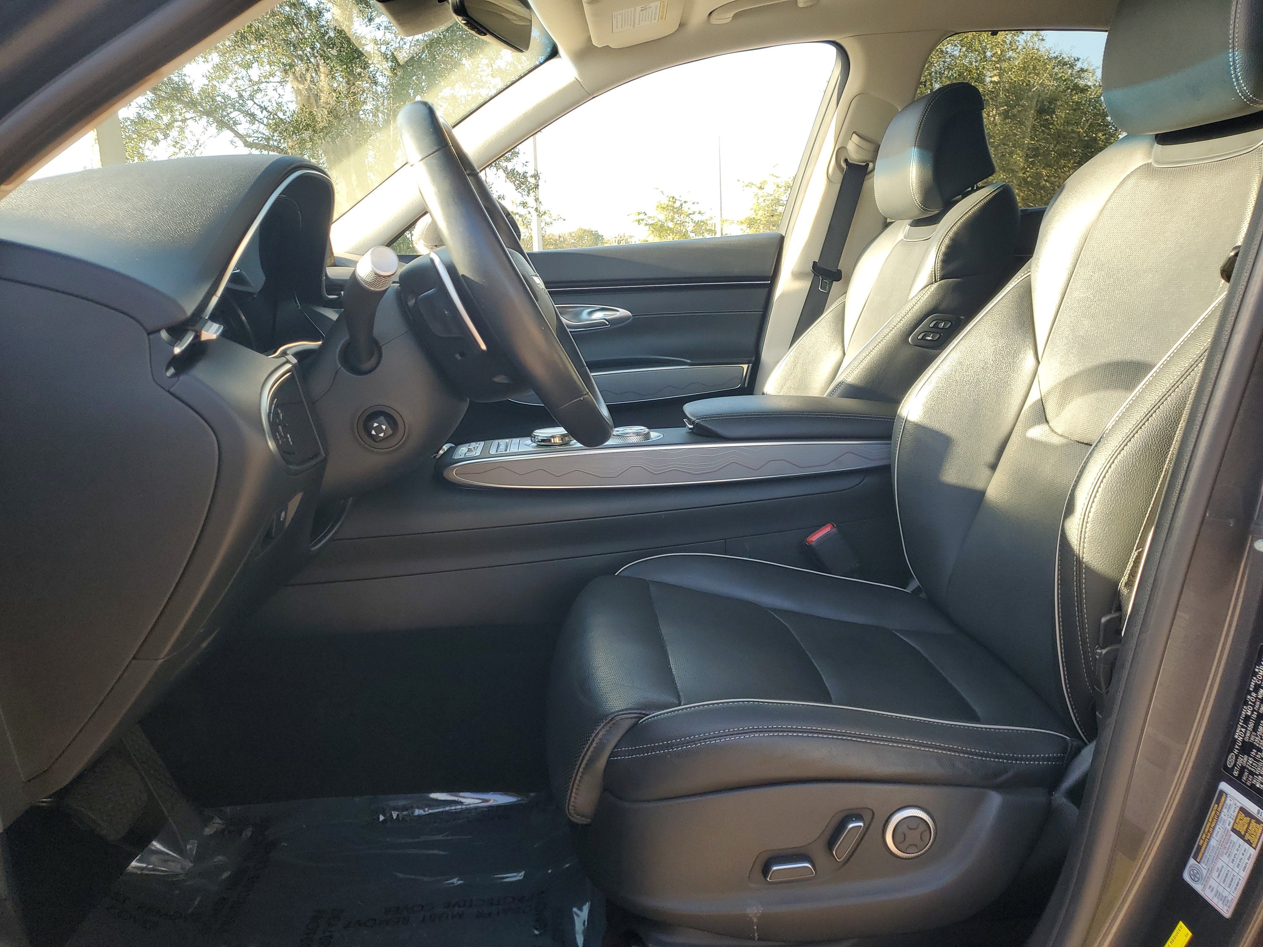 2022 Genesis GV70 2.5T