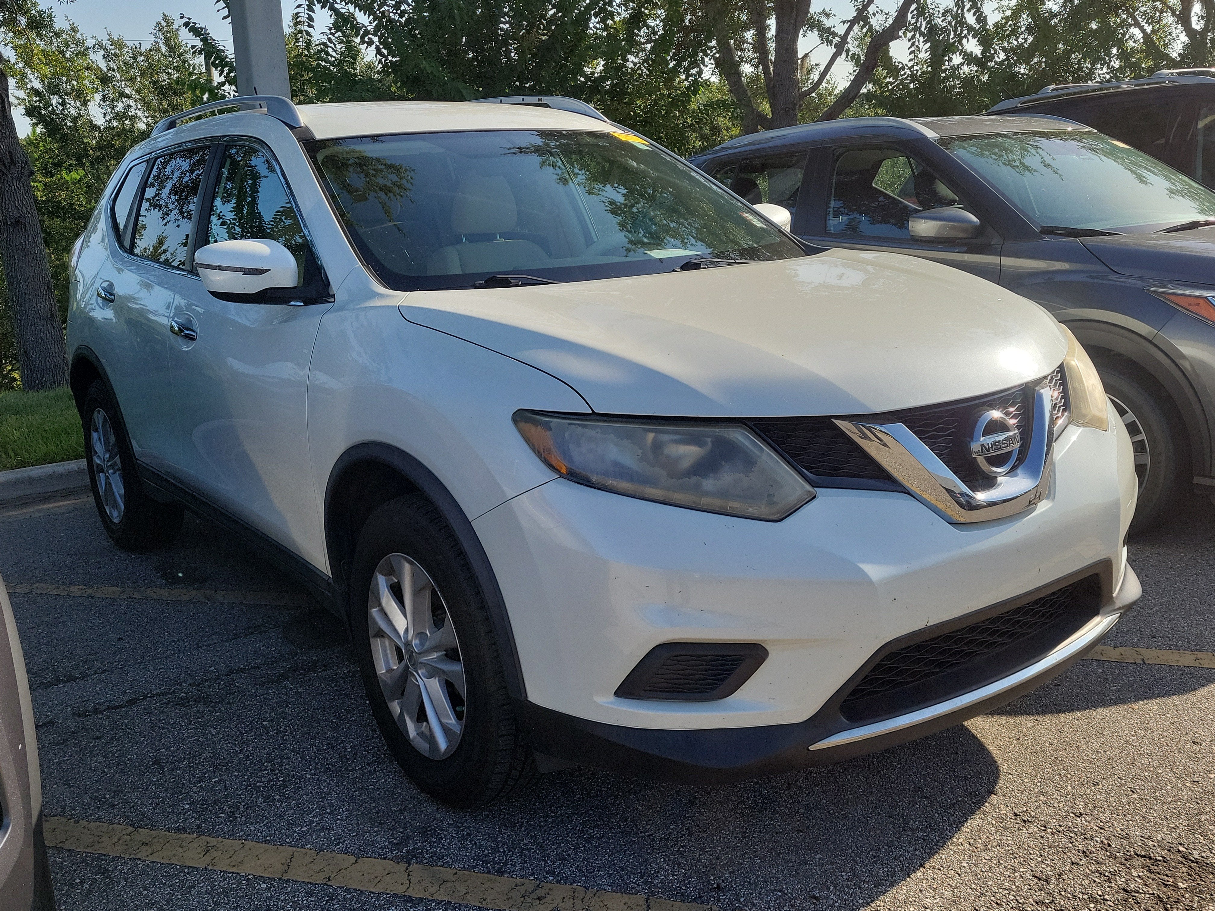 2016 Nissan Rogue SV