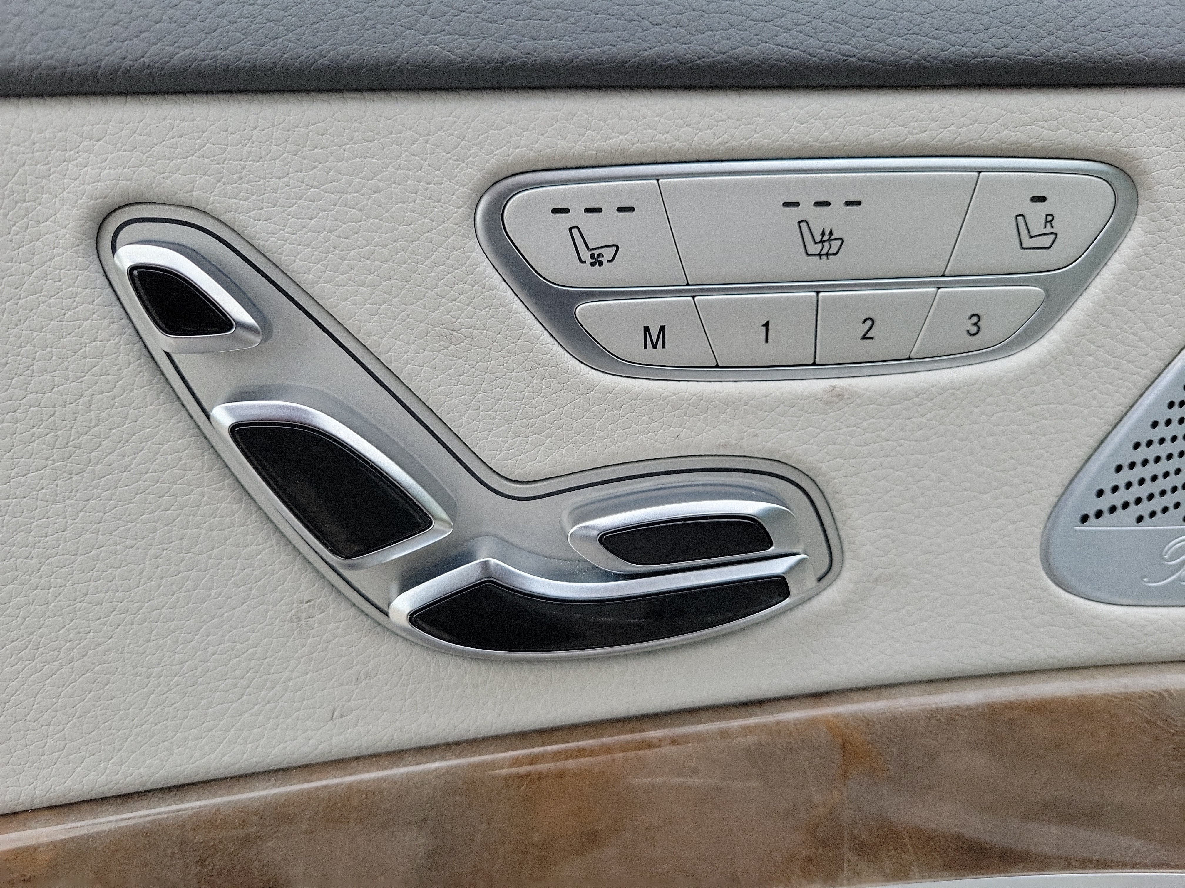 2015 Mercedes-Benz S-Class S 550